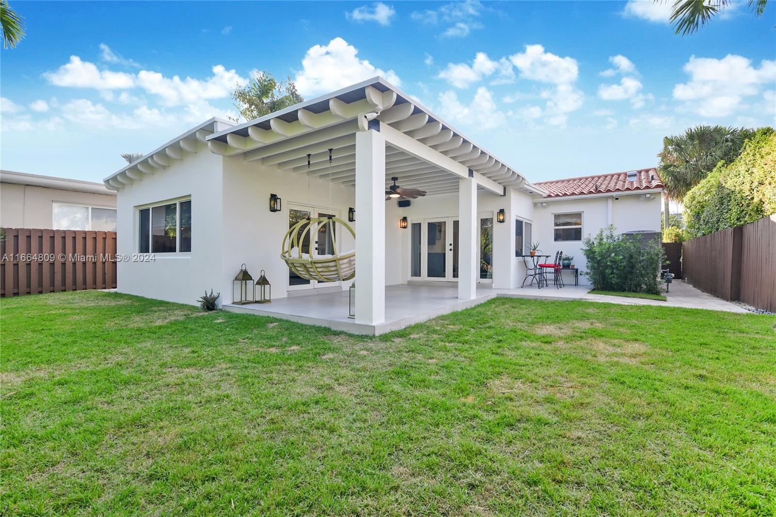 9481 Bay Dr