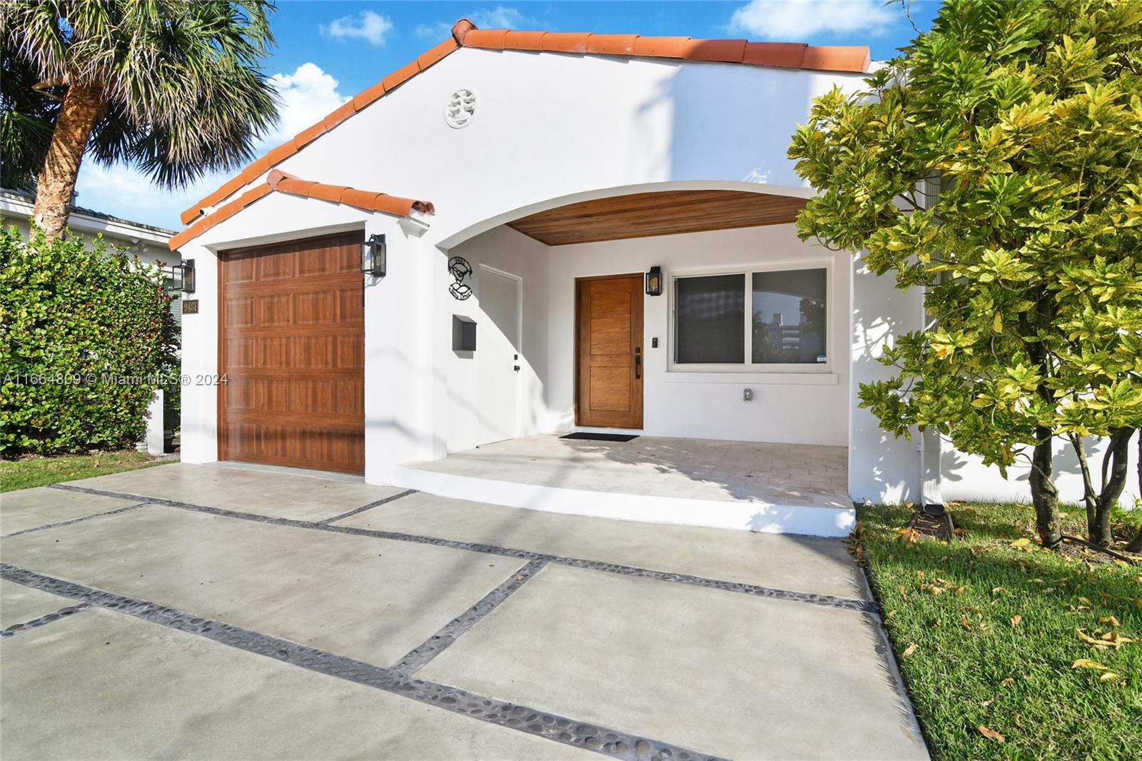 9481 Bay Dr