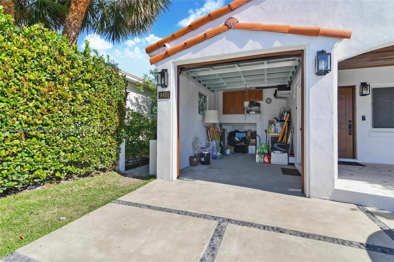 9481 Bay Dr