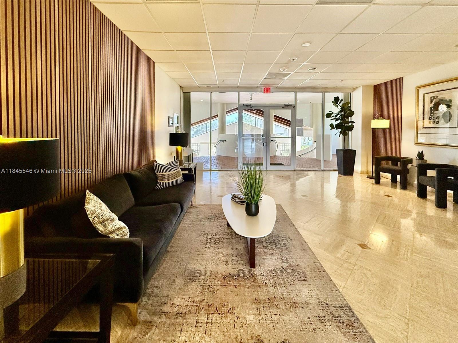 6422 Collins Ave # 1403