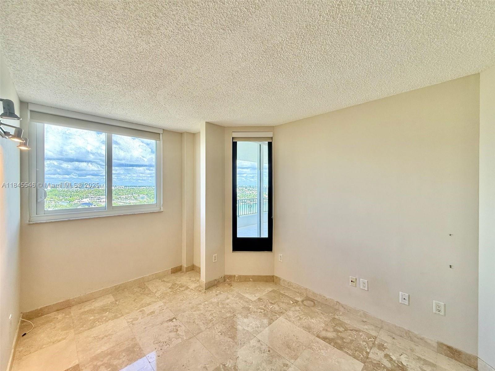 6422 Collins Ave # 1403