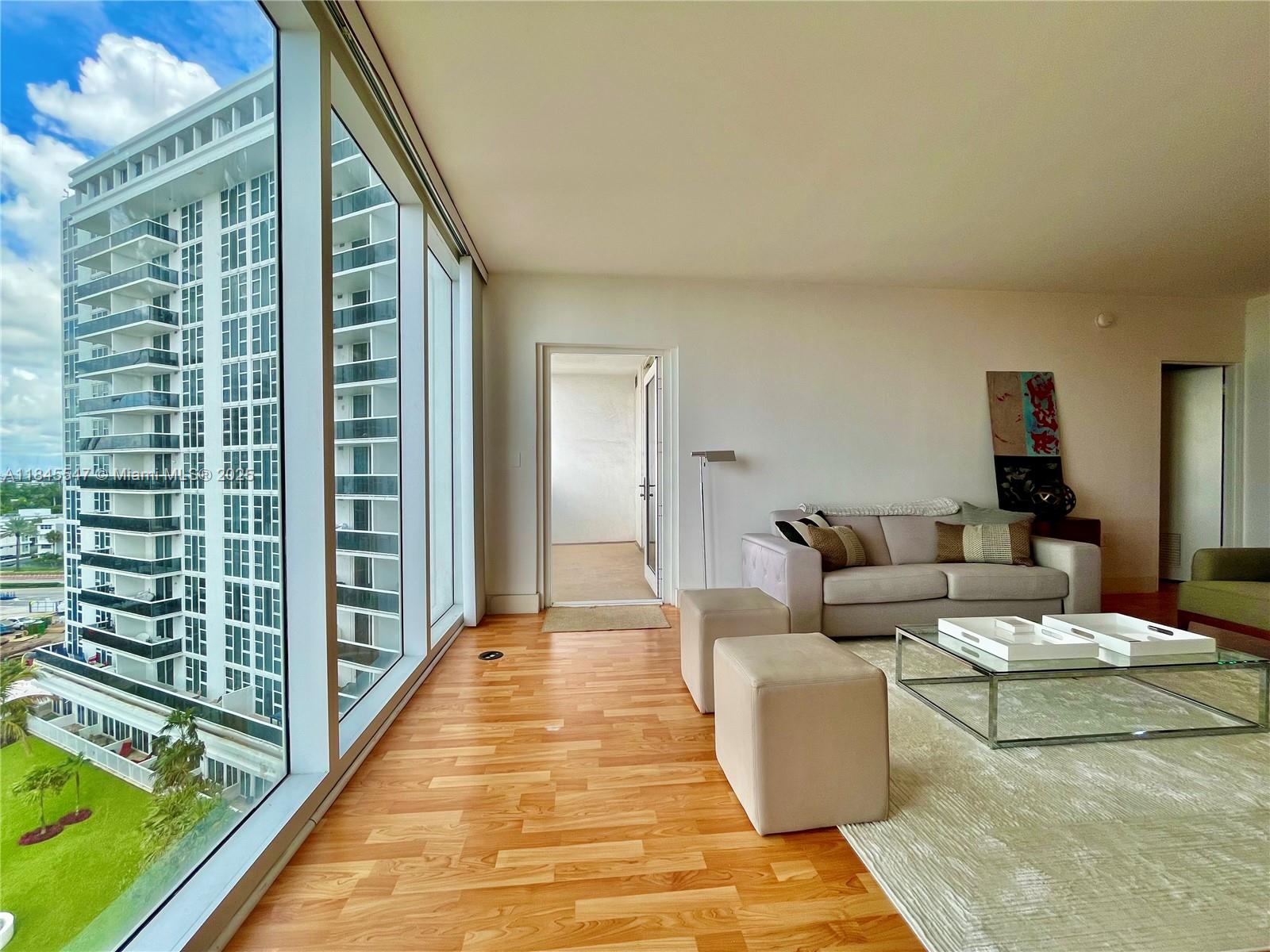 10275 Collins Ave # 716