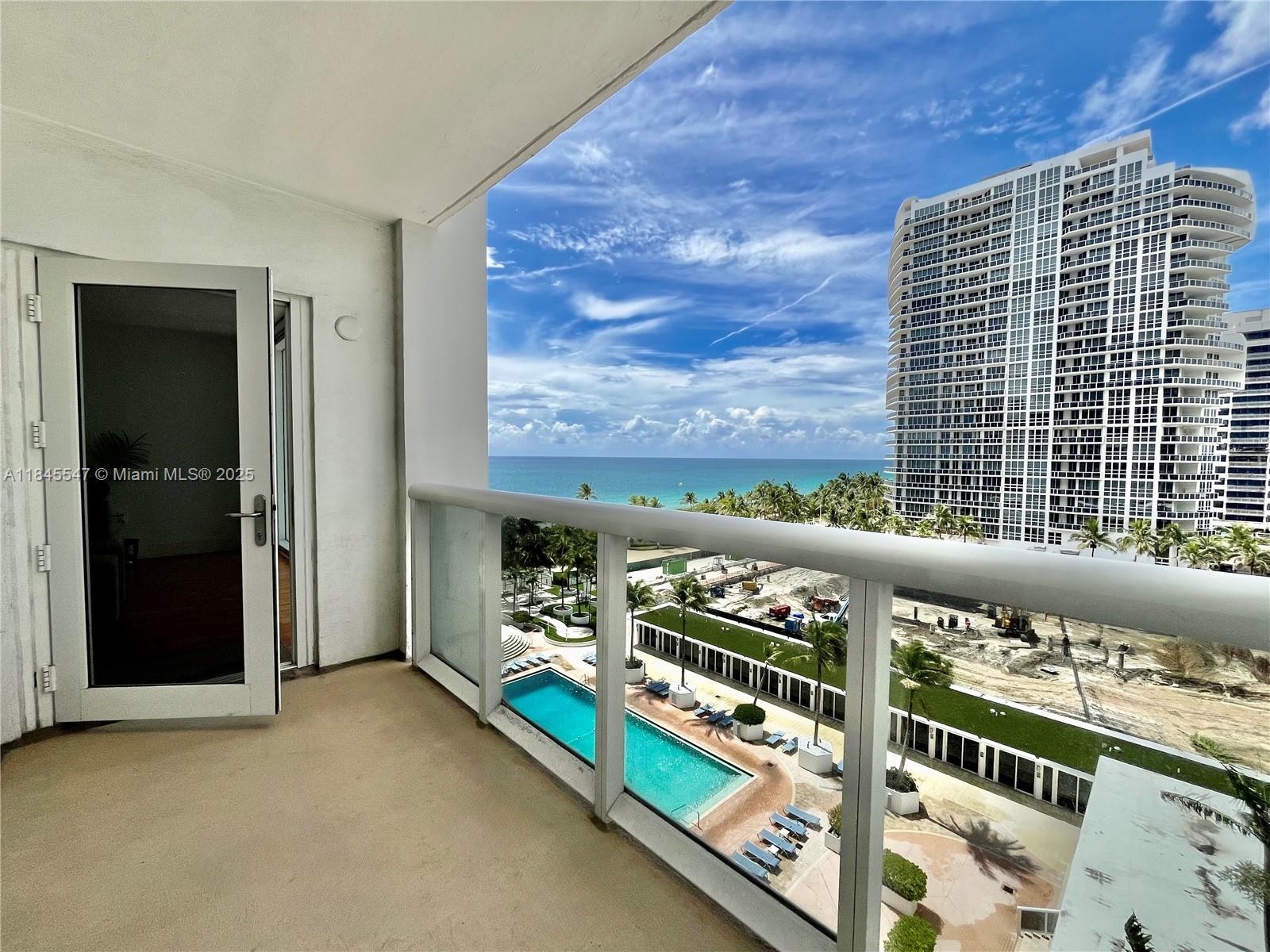 10275 Collins Ave # 716