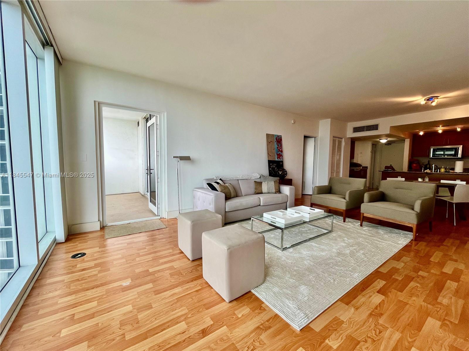10275 Collins Ave # 716