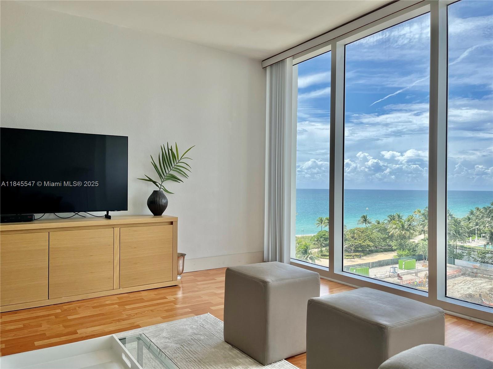 10275 Collins Ave # 716