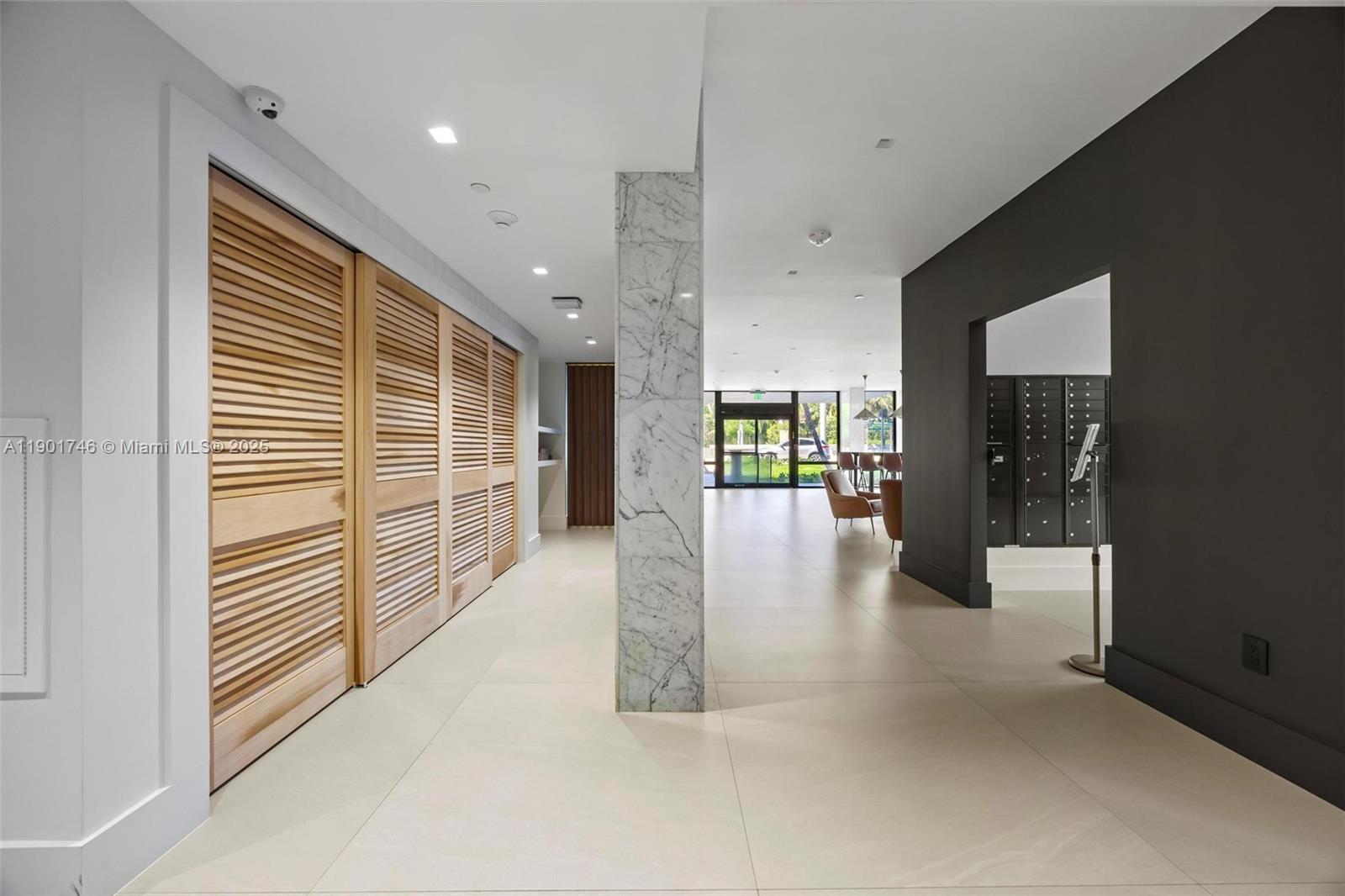 2829 Indian Creek Dr, Miami Beach Unit: 1001+1002