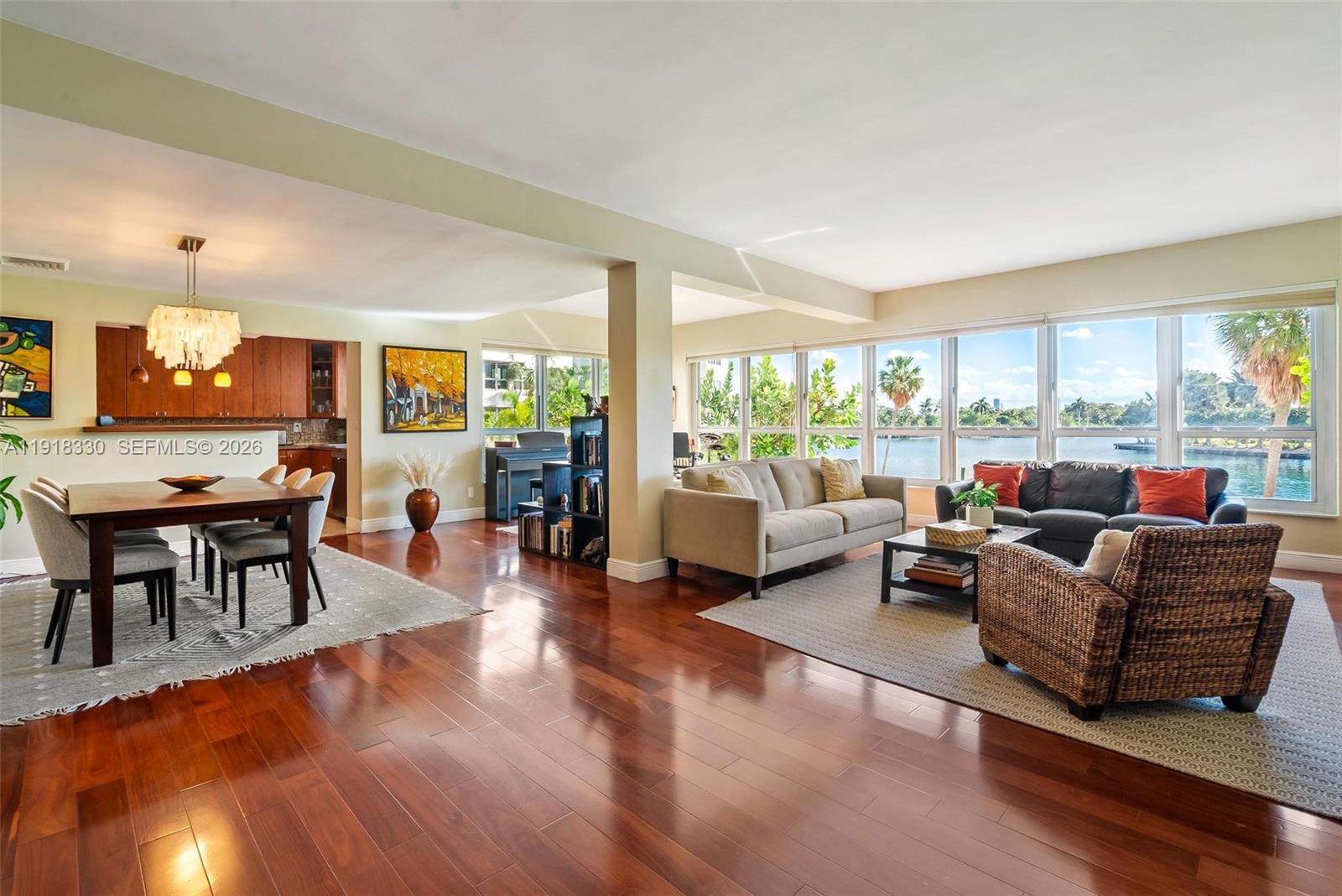 9102 W Bay Harbor Dr Unit: 2-DW