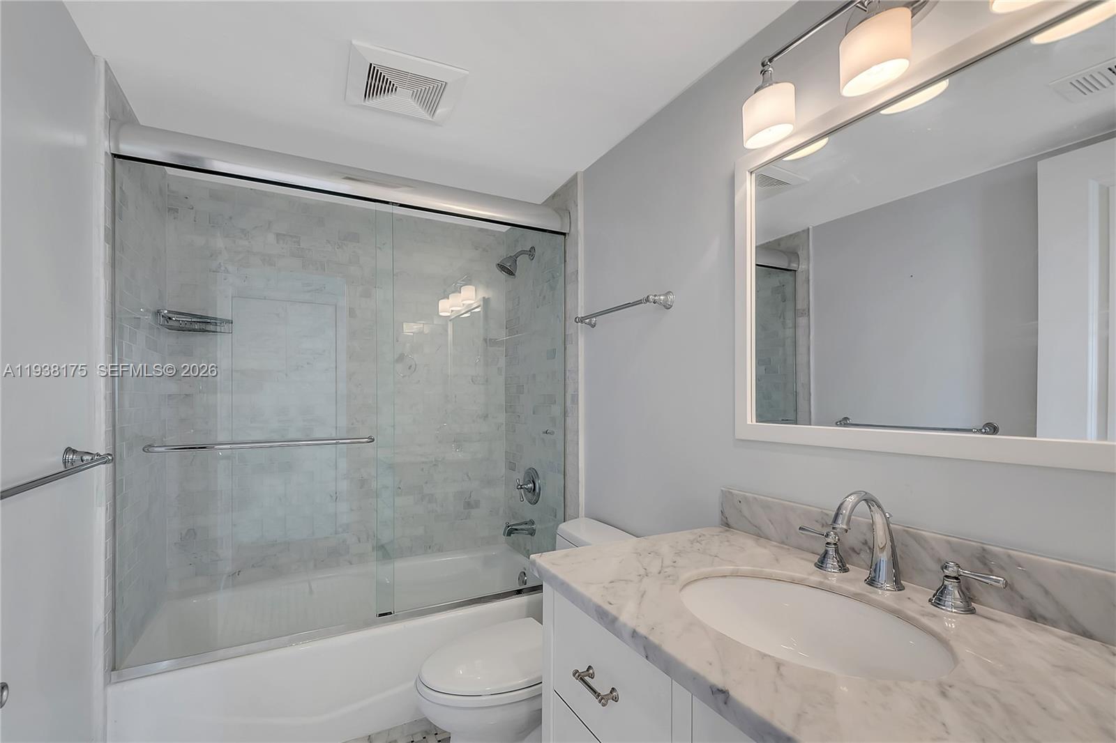 5415 Collins Ave # 506