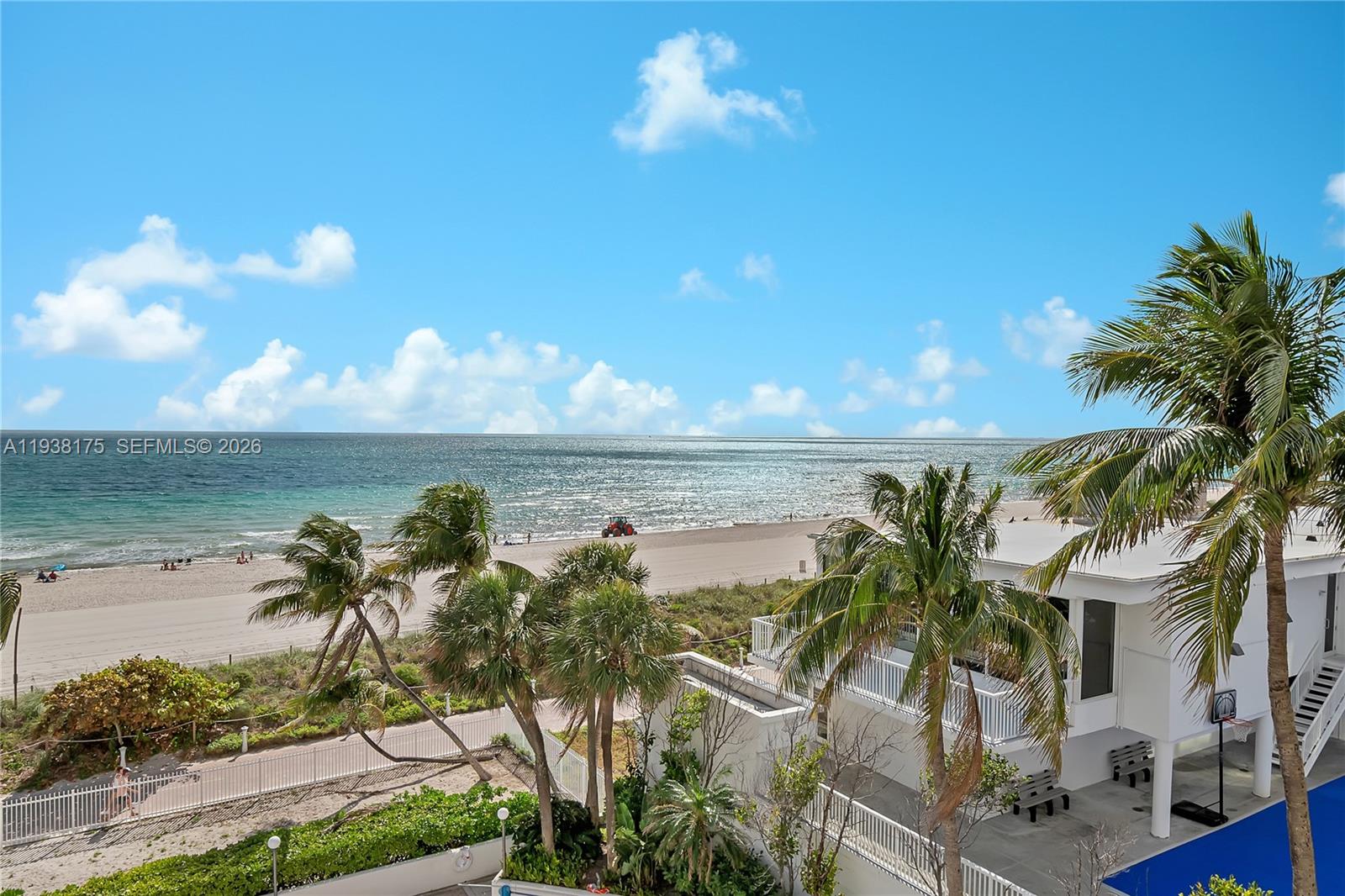 5415 Collins Ave # 506