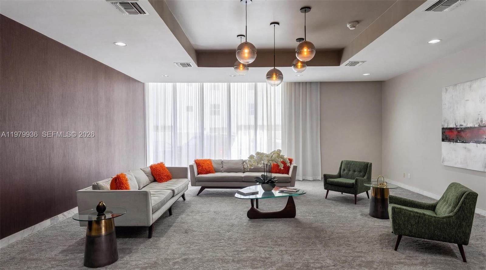 9225 Collins Ave # 610