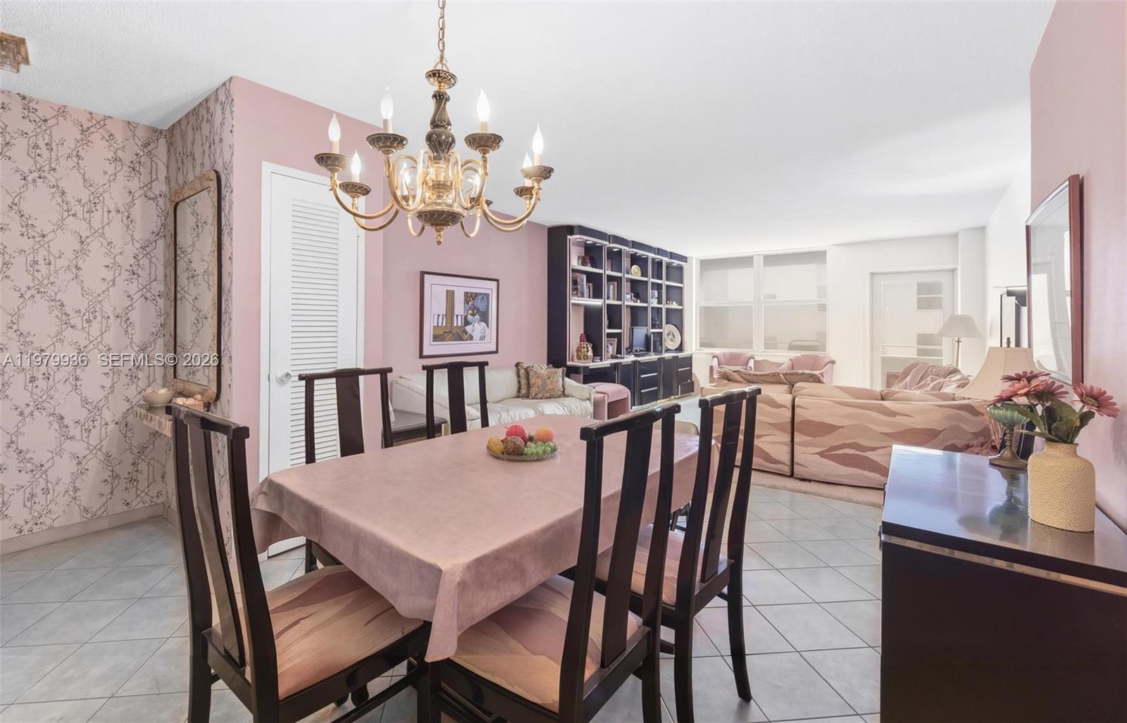 9225 Collins Ave # 610