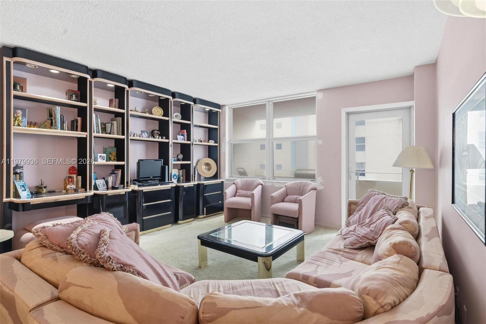 9225 Collins Ave # 610