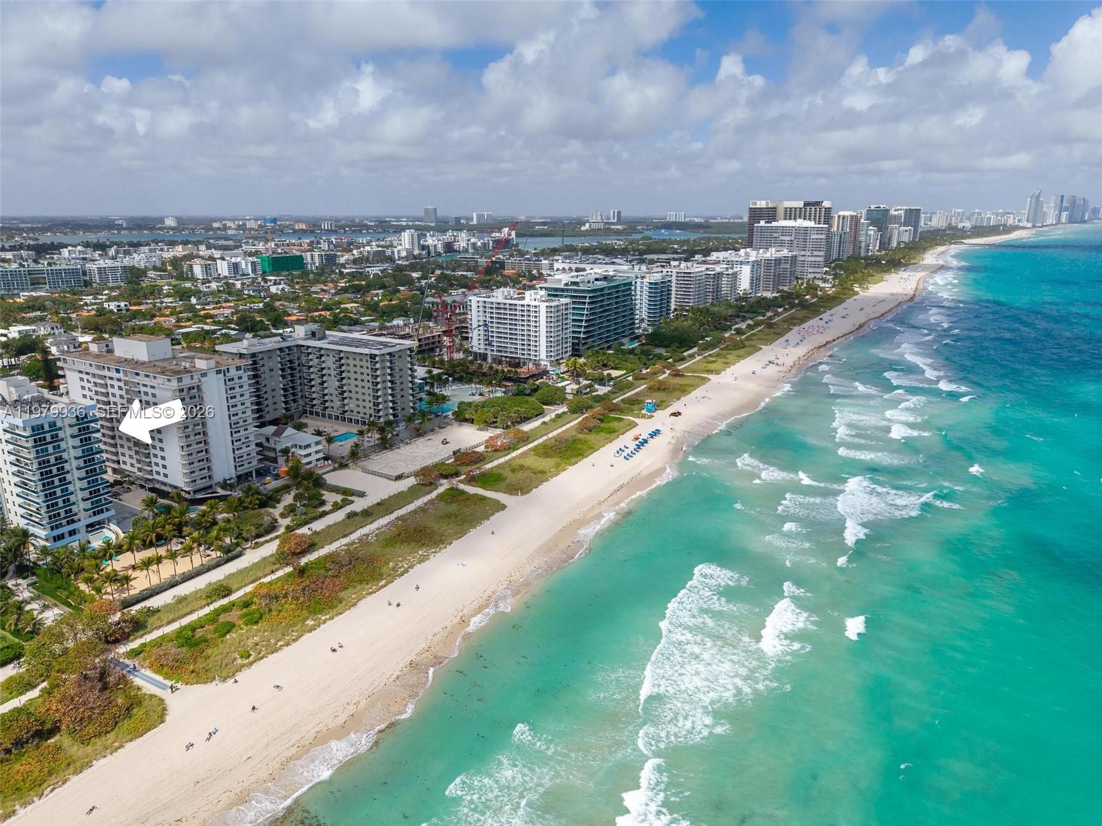 9225 Collins Ave # 610