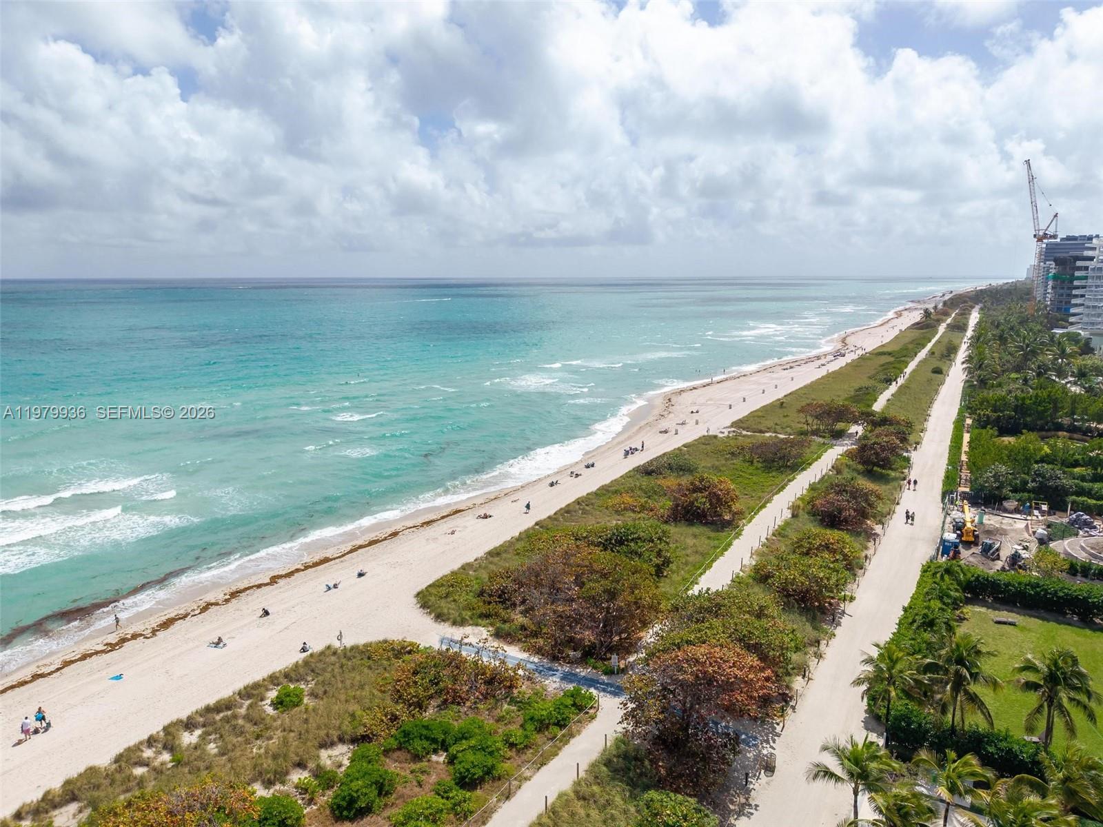 9225 Collins Ave # 610