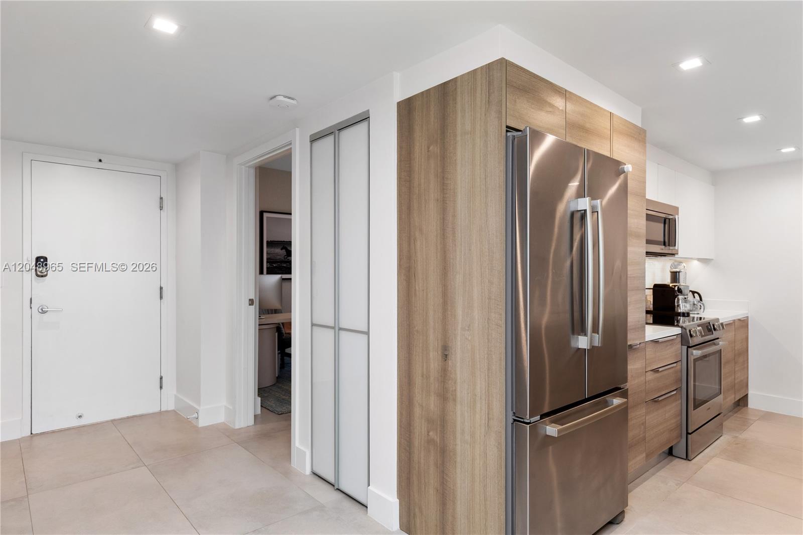 9940 W Bay Harbor Dr Unit: 7G-S