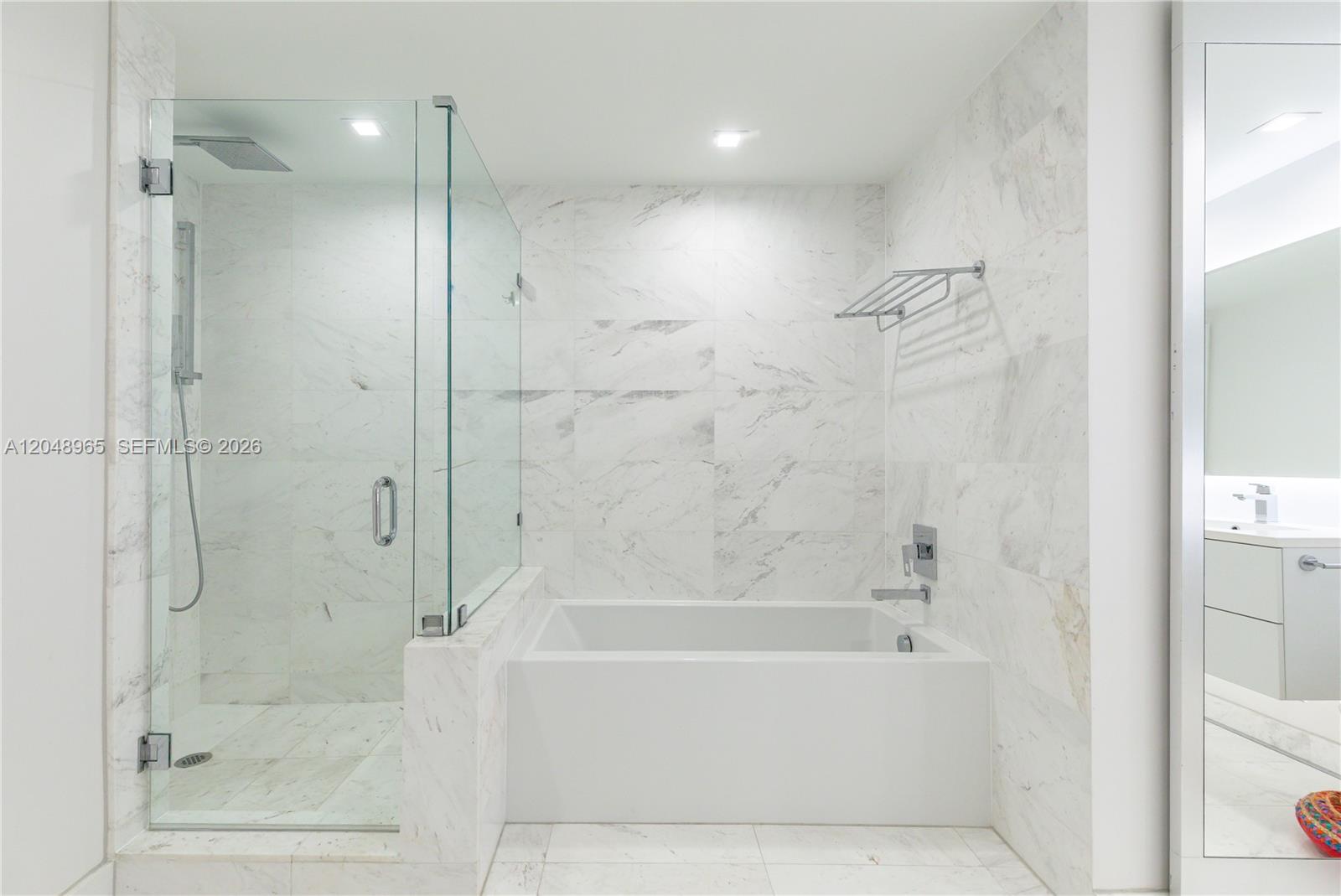 9940 W Bay Harbor Dr Unit: 7G-S