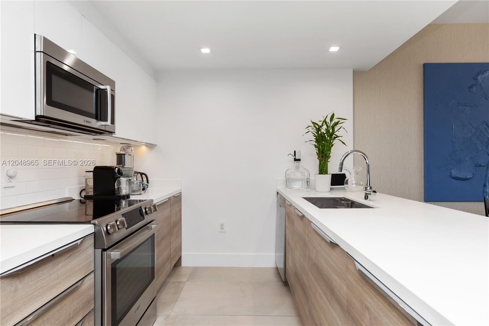 9940 W Bay Harbor Dr Unit: 7G-S