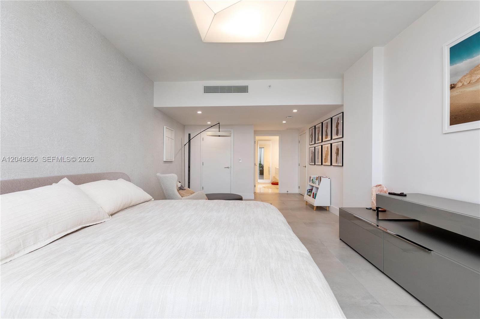 9940 W Bay Harbor Dr Unit: 7G-S