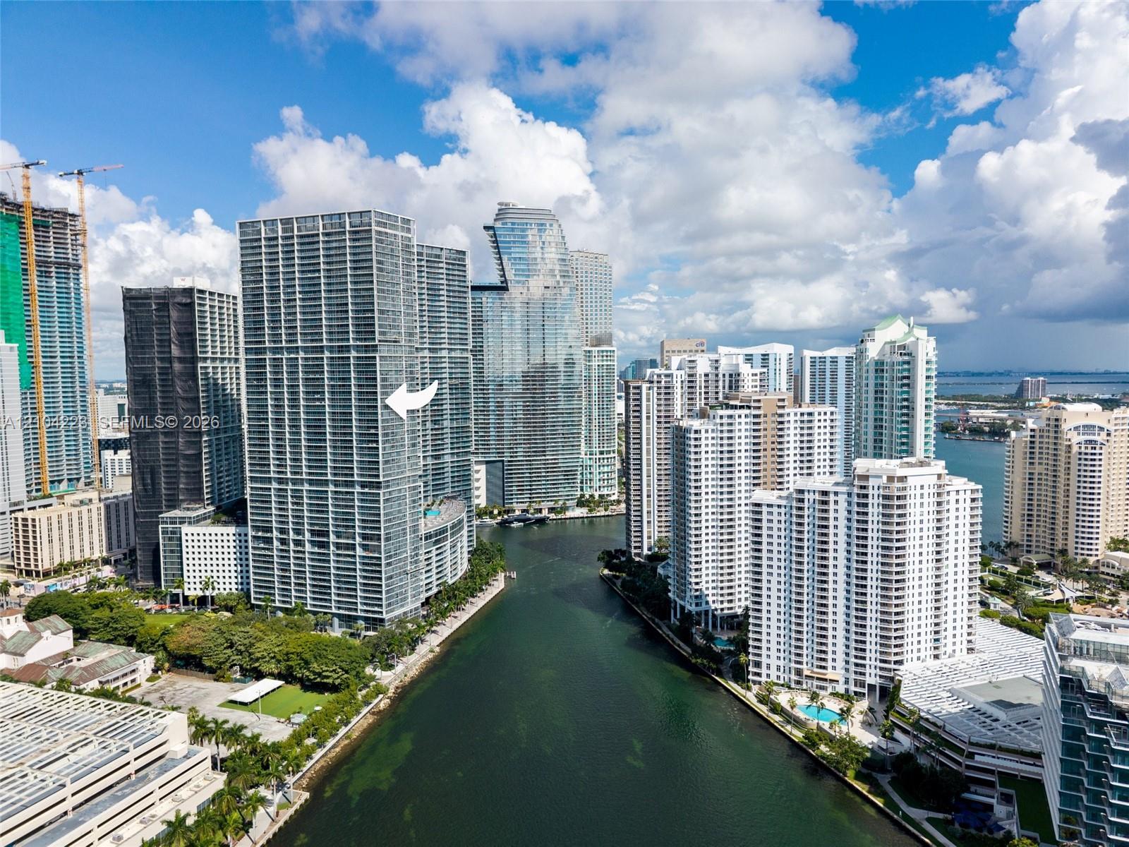 495 Brickell Ave # 3401