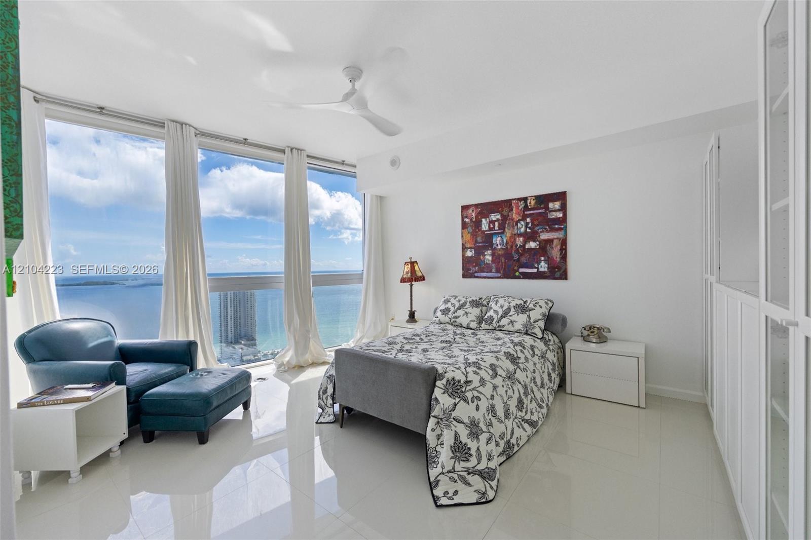 495 Brickell Ave # 3401