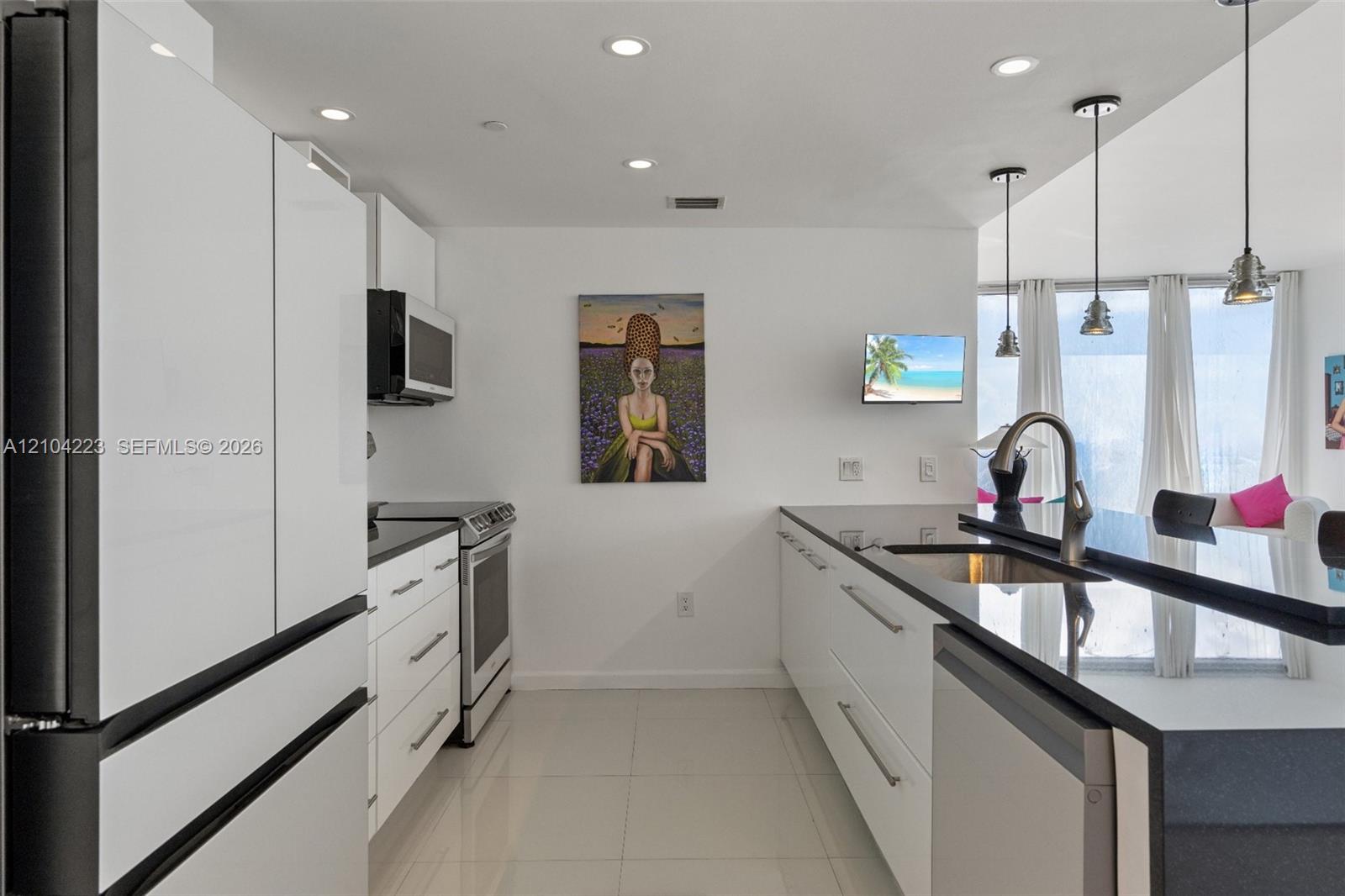 495 Brickell Ave # 3401