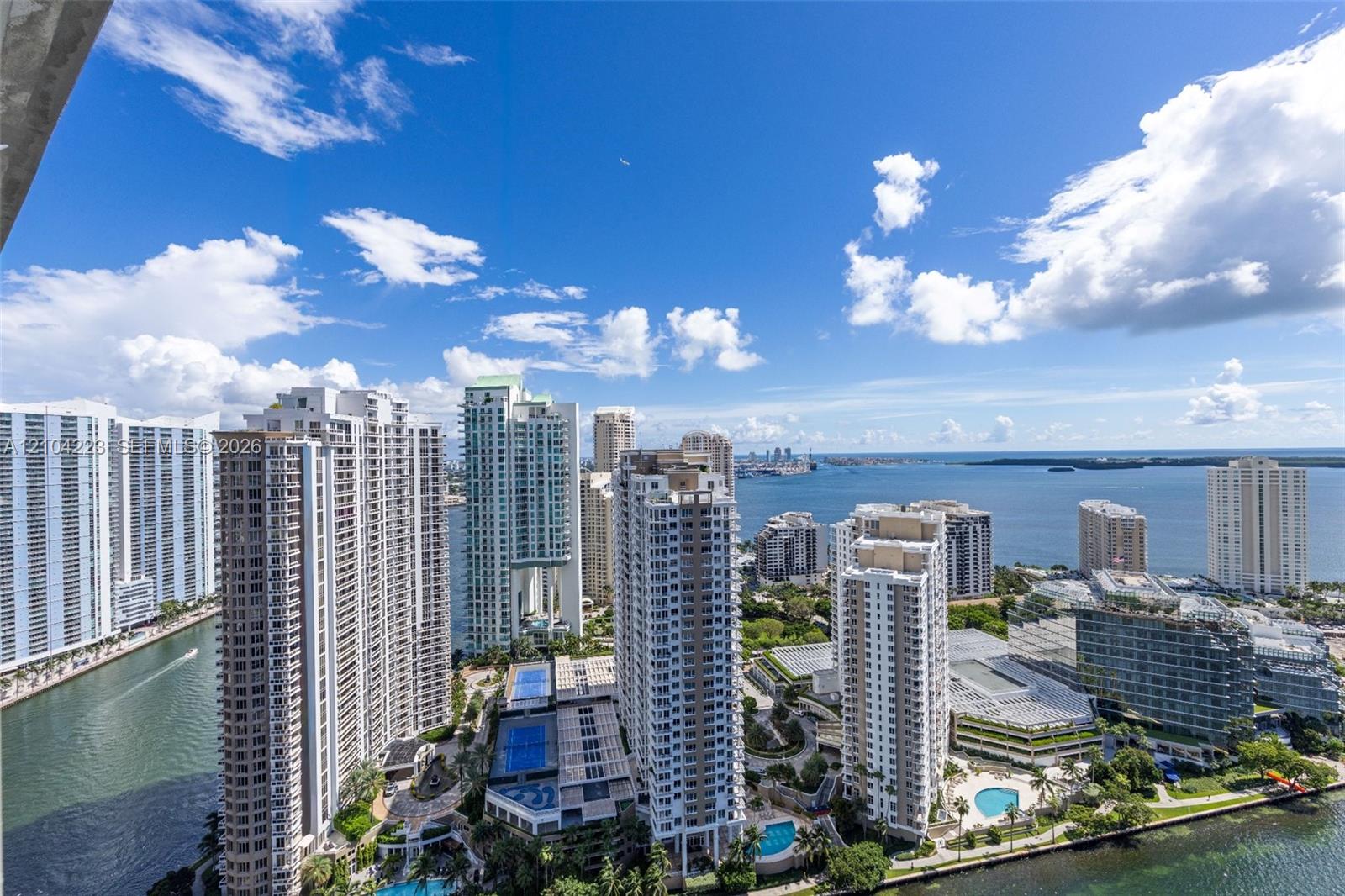 495 Brickell Ave # 3401