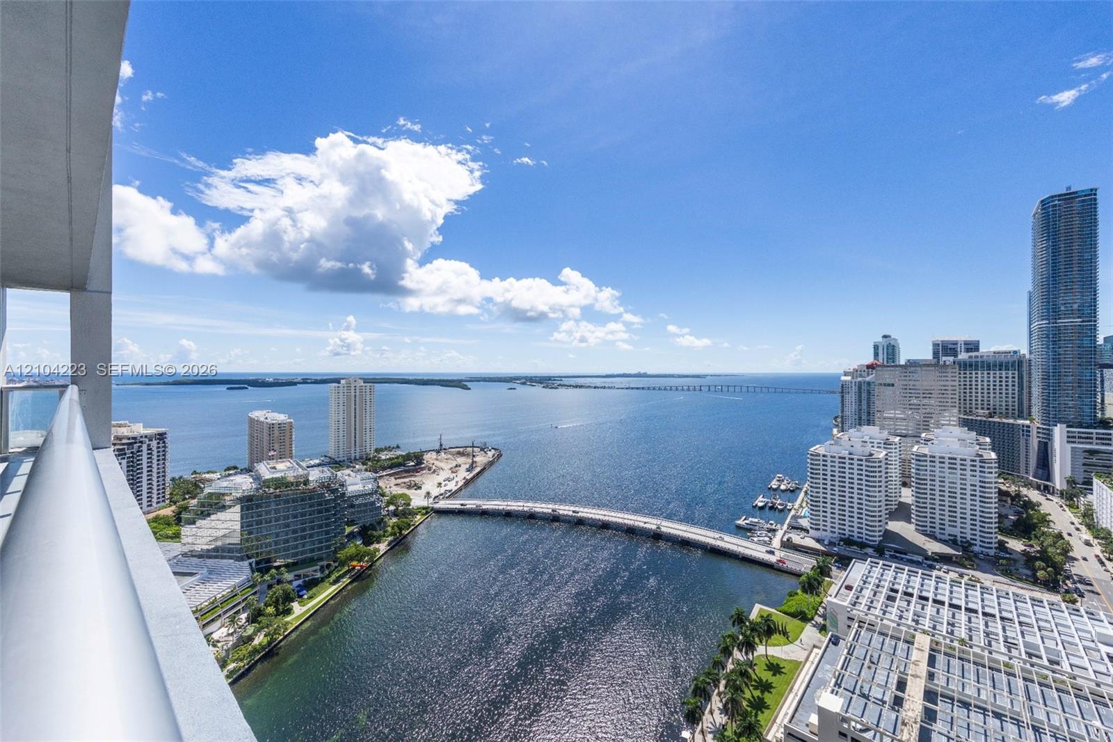 495 Brickell Ave # 3401