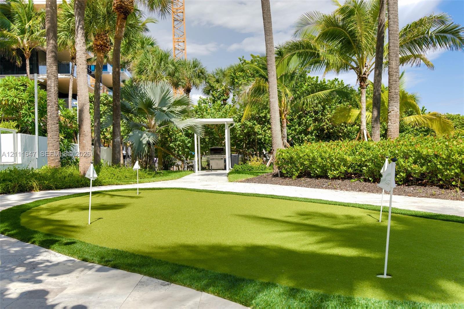 8925 Collins Ave # 4J