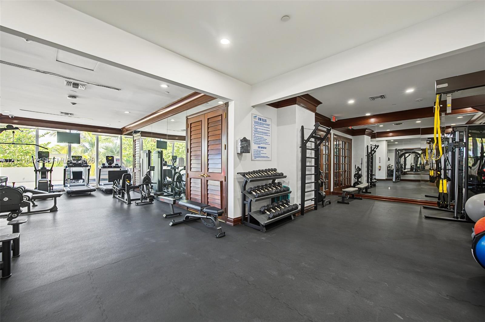 8925 Collins Ave # 4J