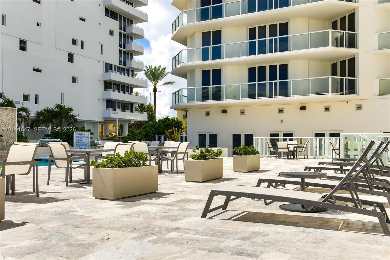 8925 Collins Ave # 4J