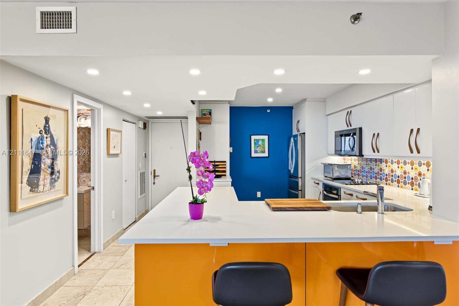 8925 Collins Ave # 4J