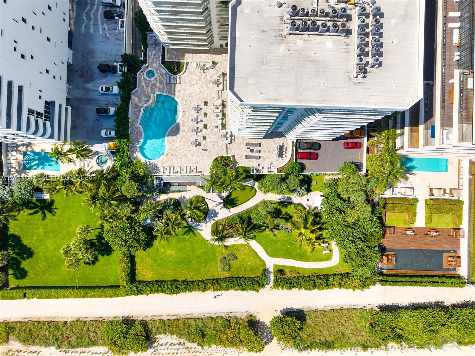 8925 Collins Ave # 4J