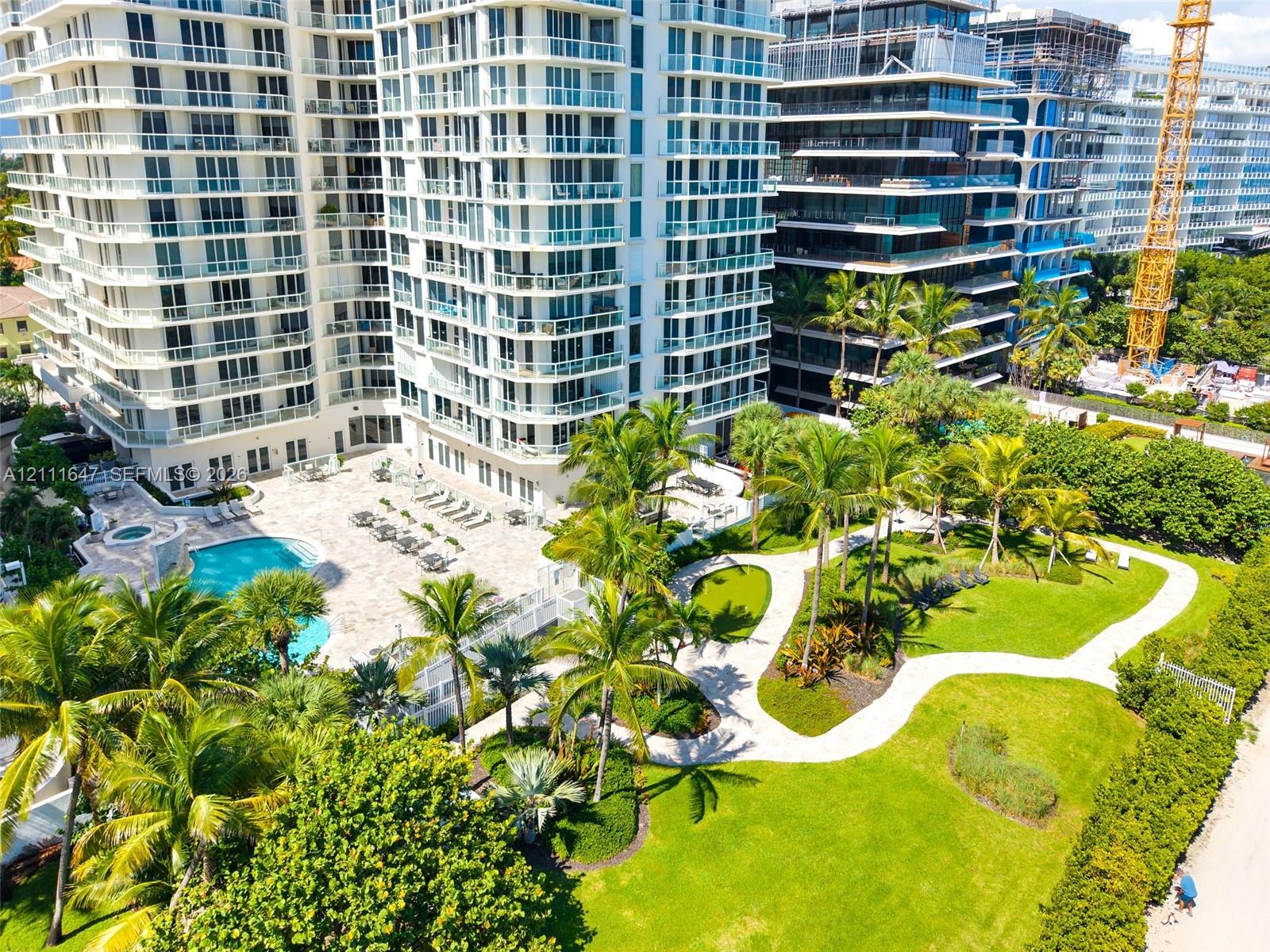 8925 Collins Ave # 4J
