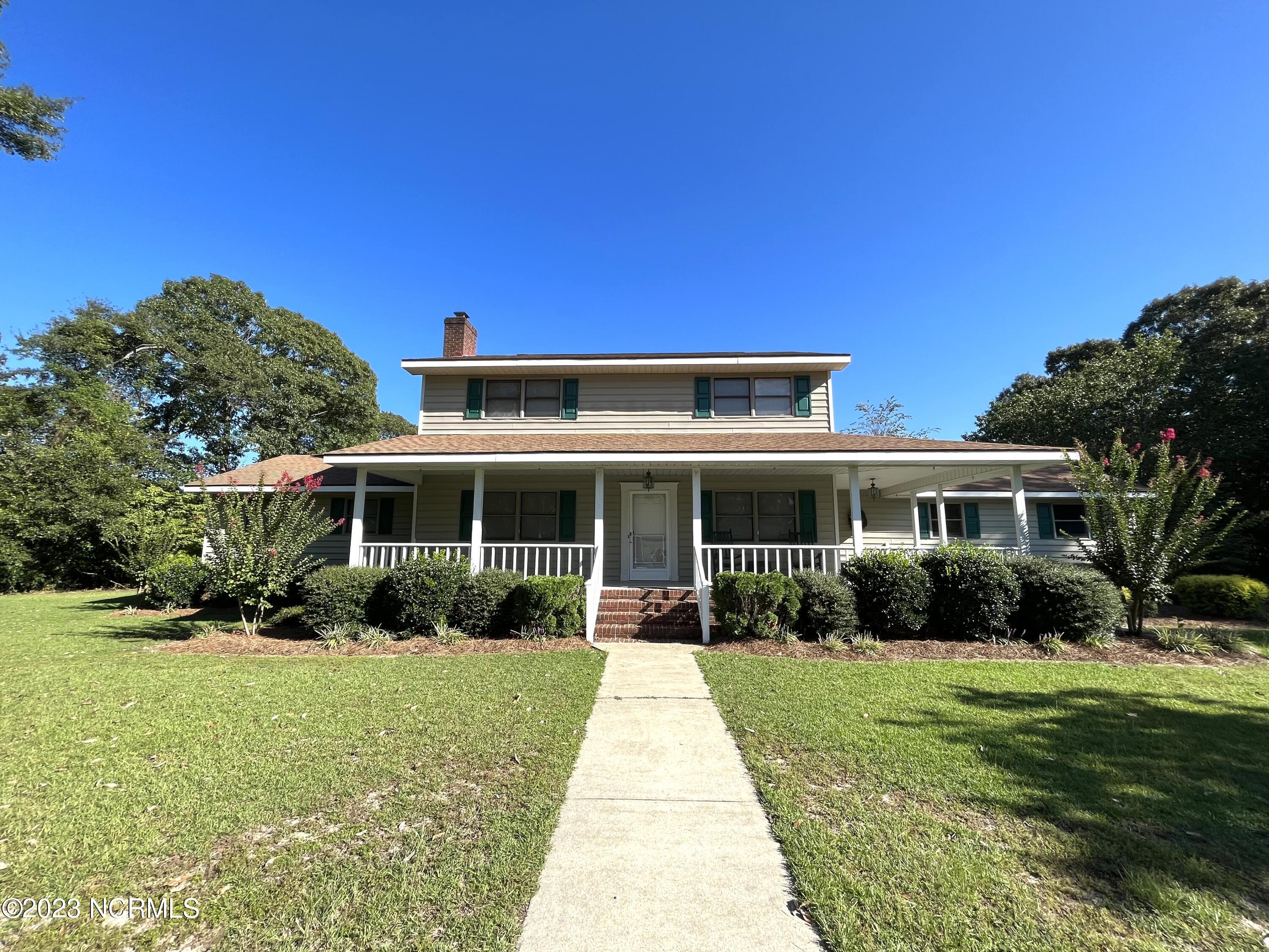 104 Walker Street
