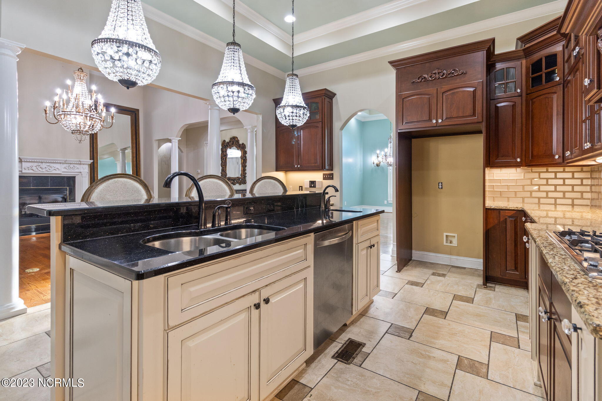 5411 White Oak Drive