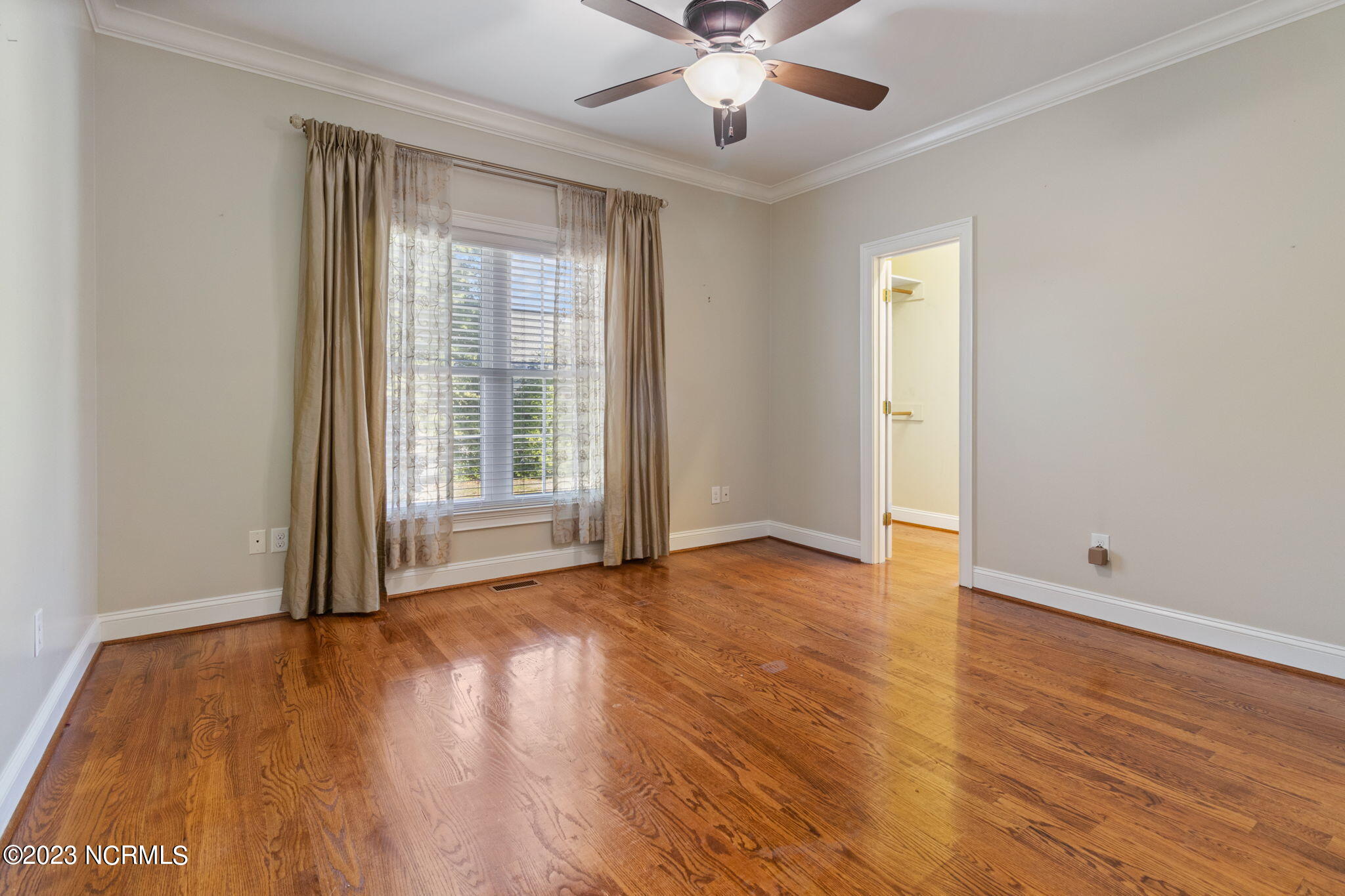 5411 White Oak Drive