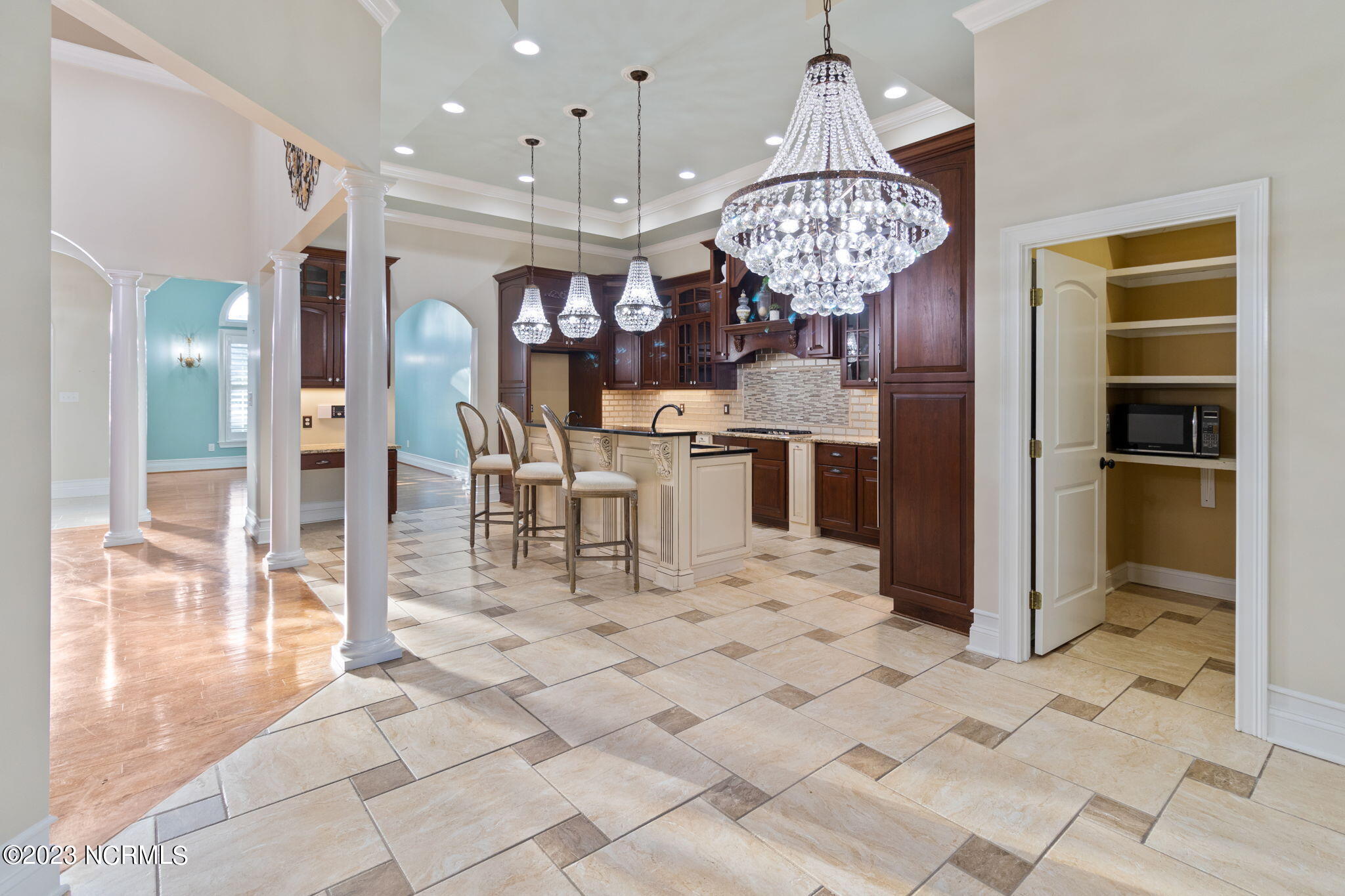 5411 White Oak Drive