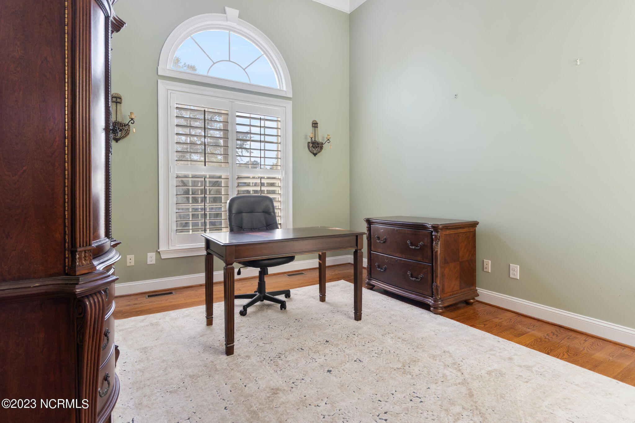 5411 White Oak Drive