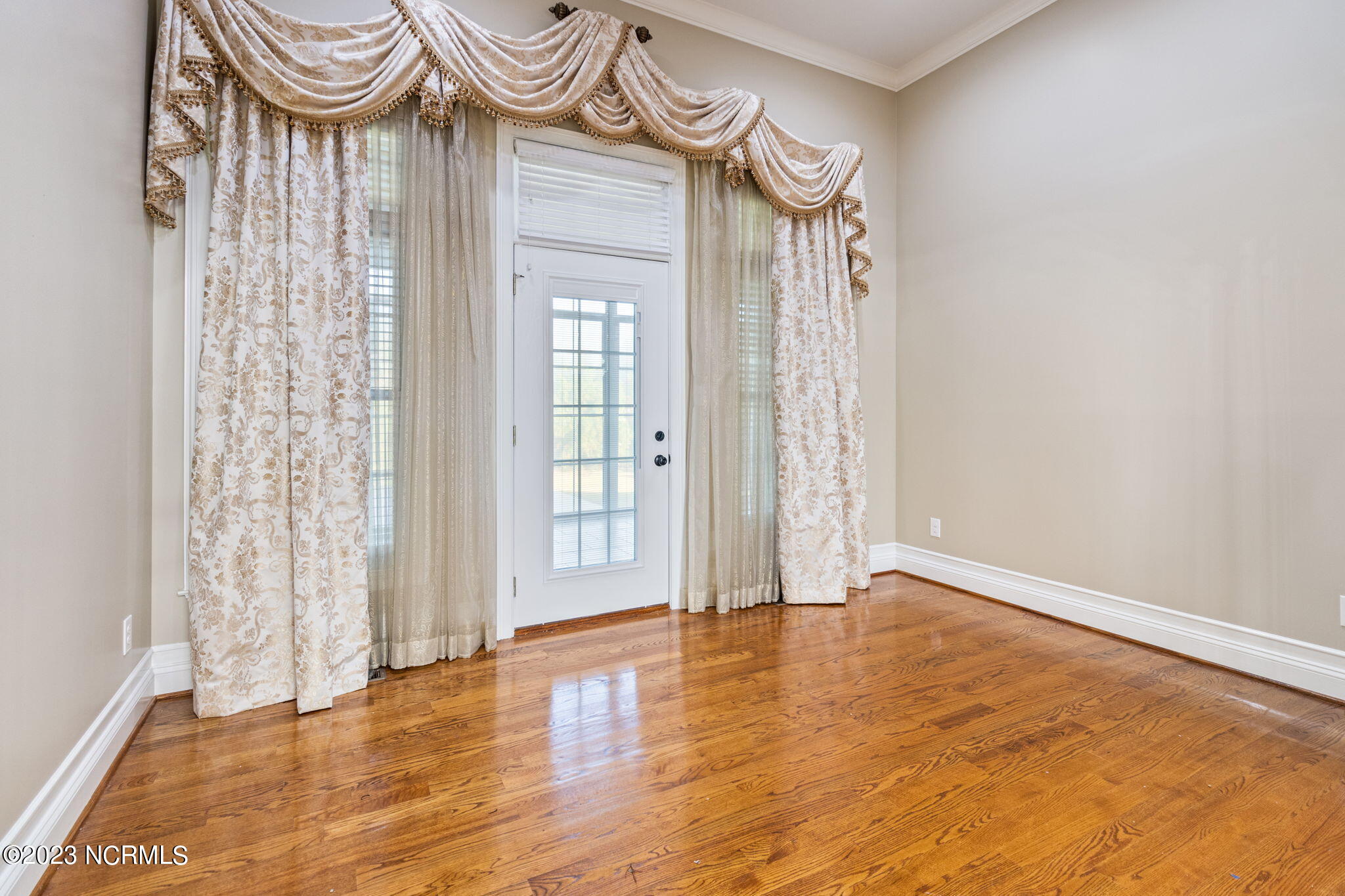 5411 White Oak Drive