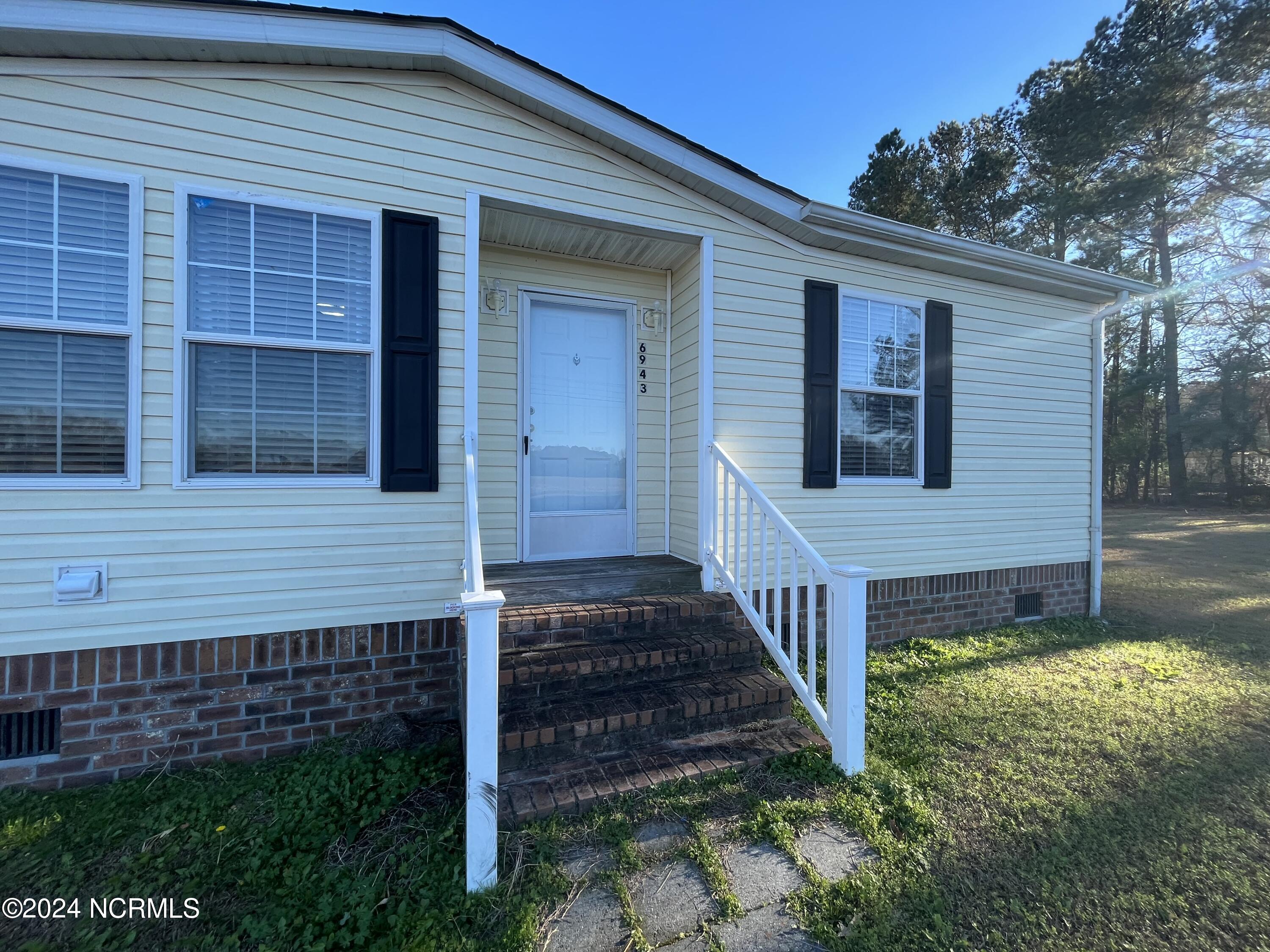 6943 Twisted Hickory Road