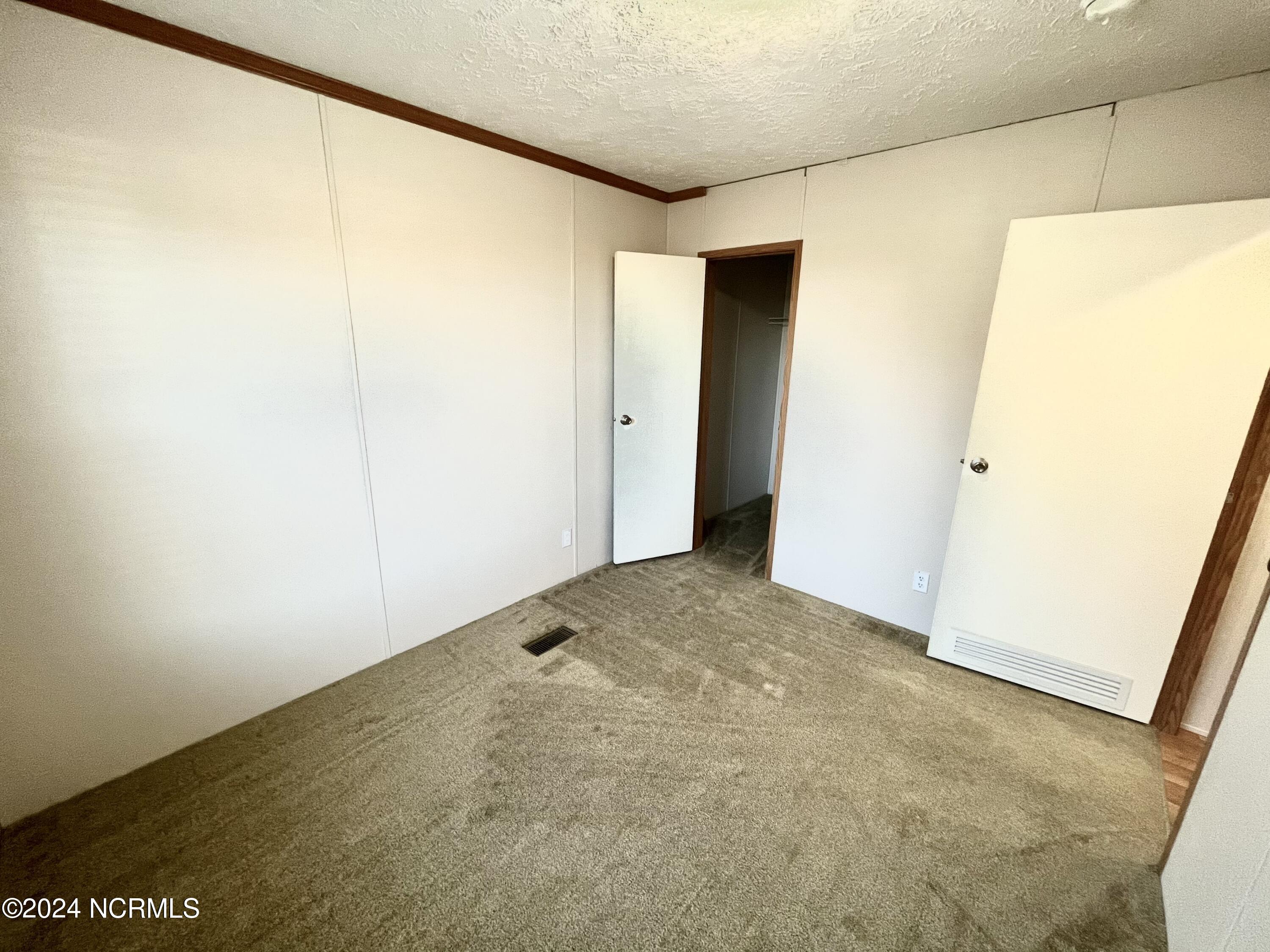 6943 Twisted Hickory Road