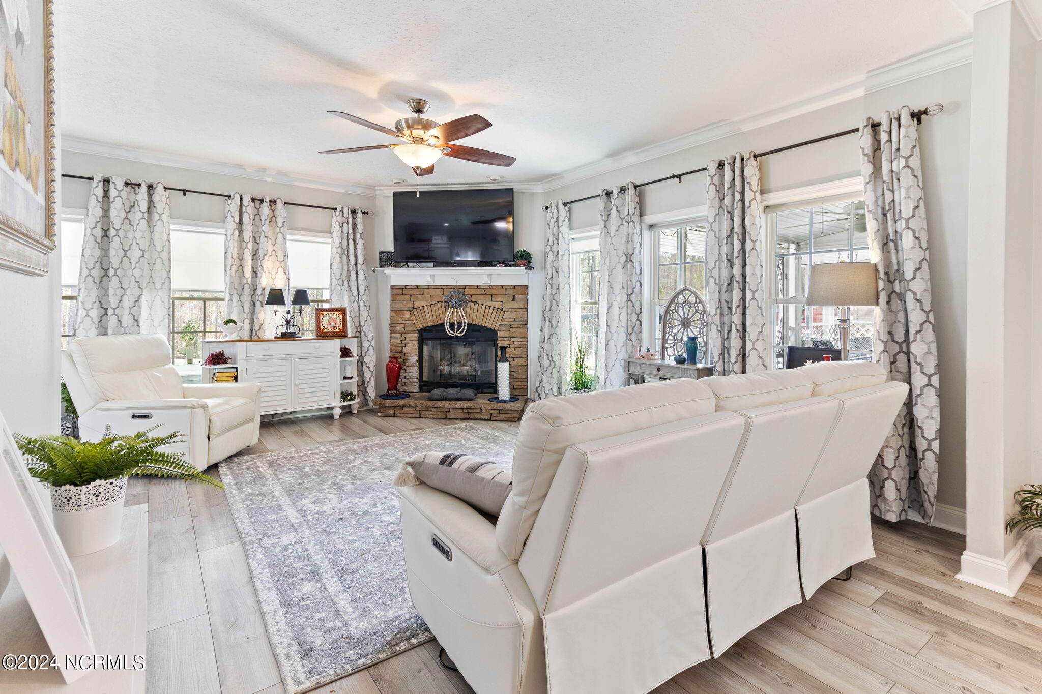 2356 Nc 211 Highway E