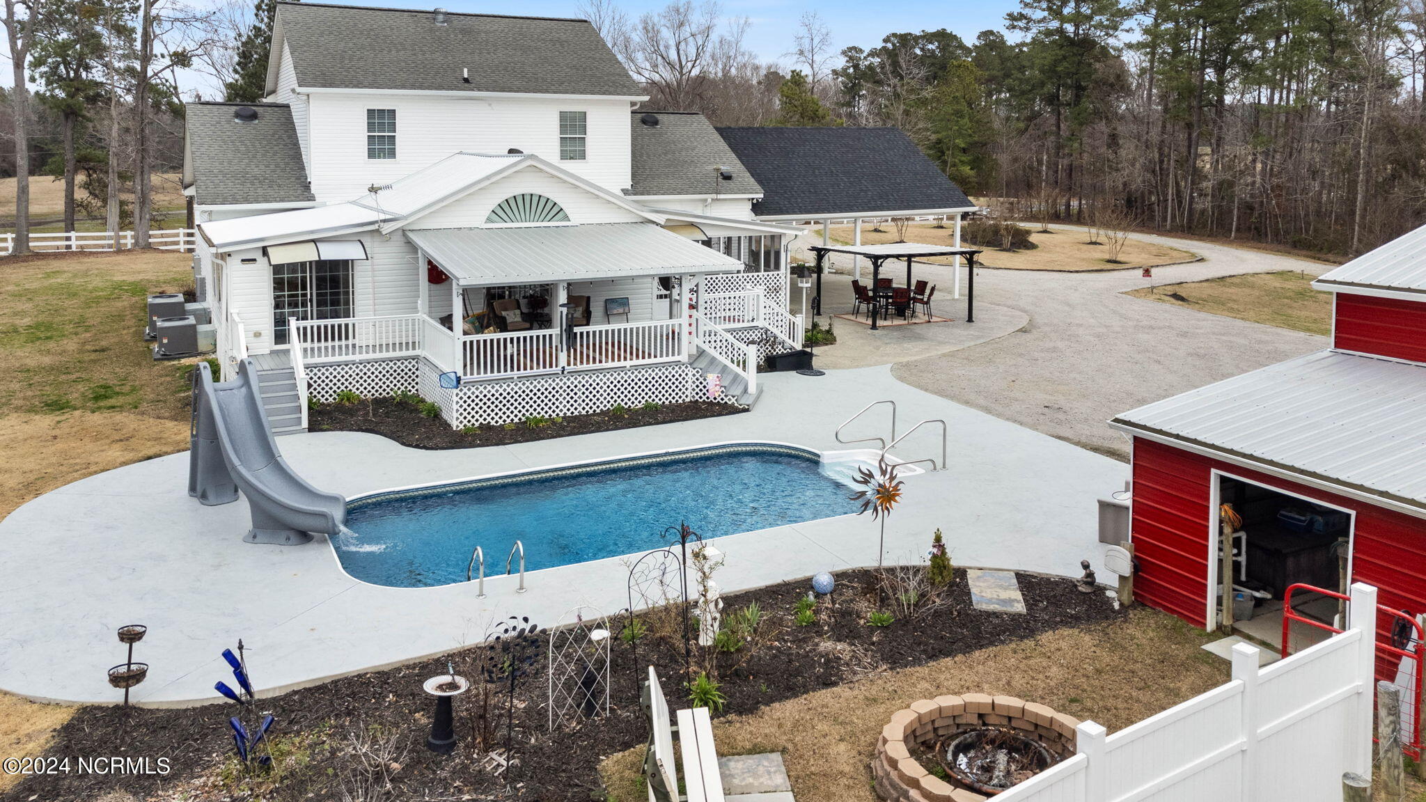 2356 Nc 211 Highway E