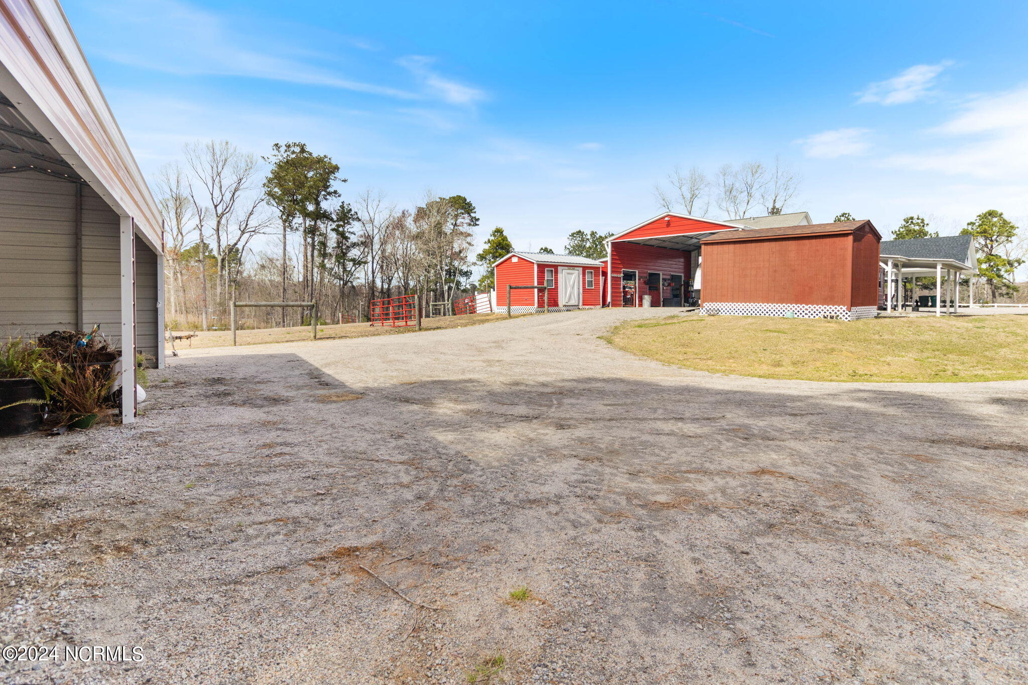 2356 Nc 211 Highway E