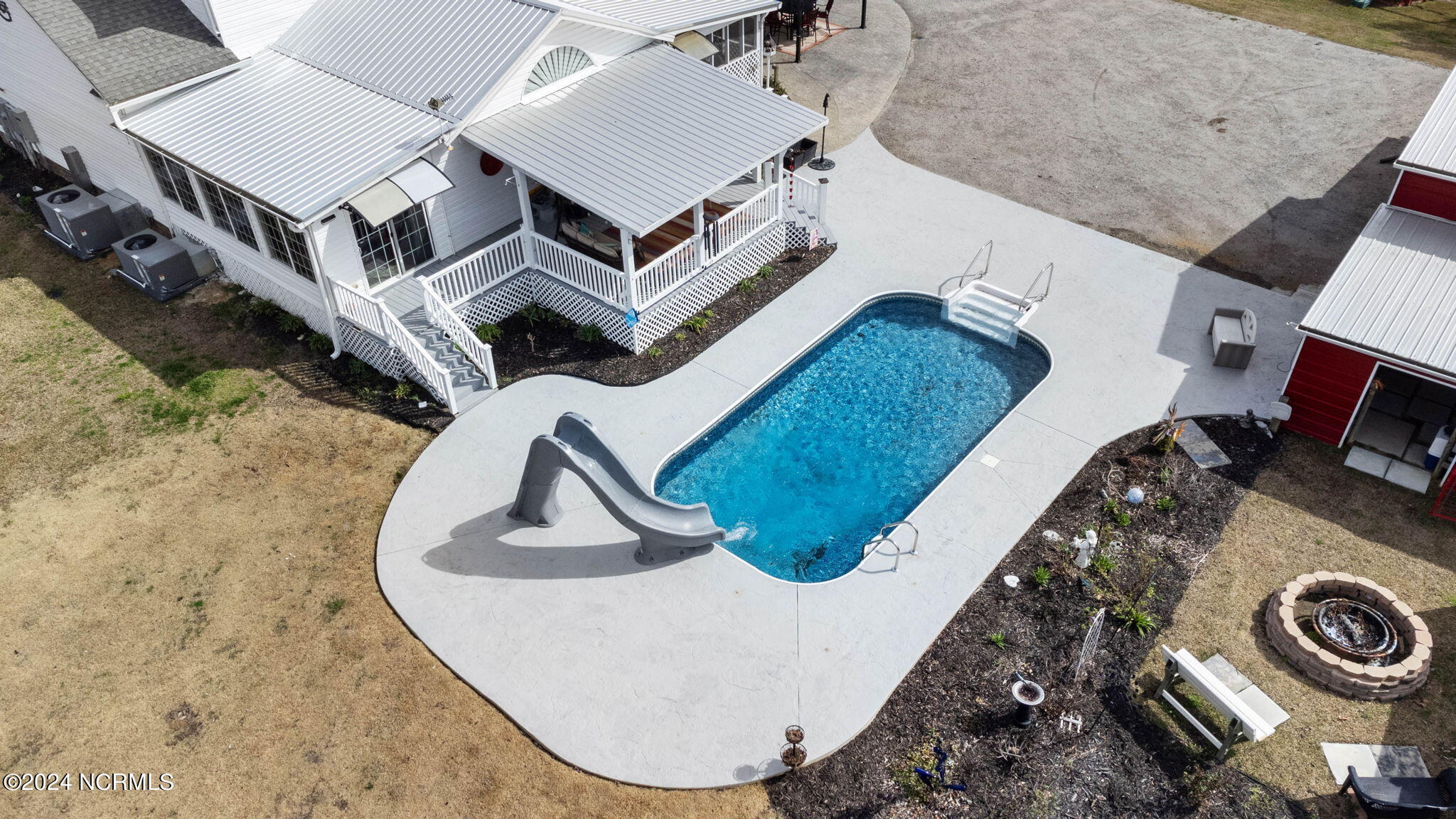 2356 Nc 211 Highway E