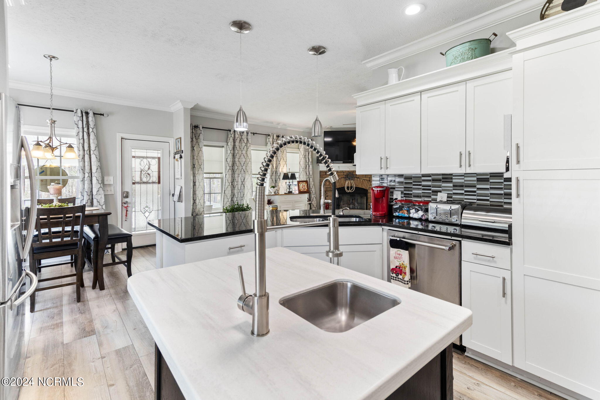 2356 Nc 211 Highway E