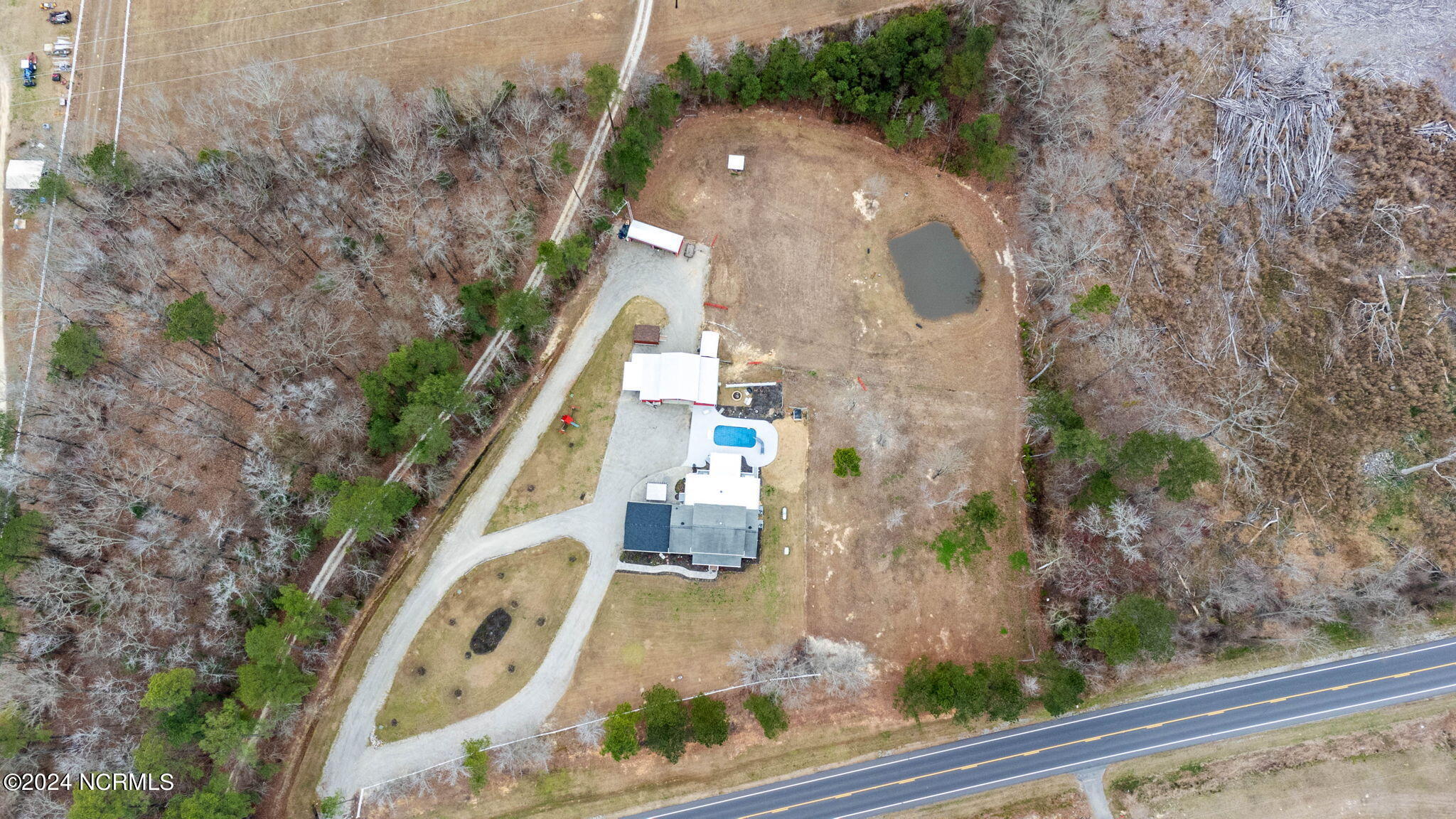 2356 Nc 211 Highway E