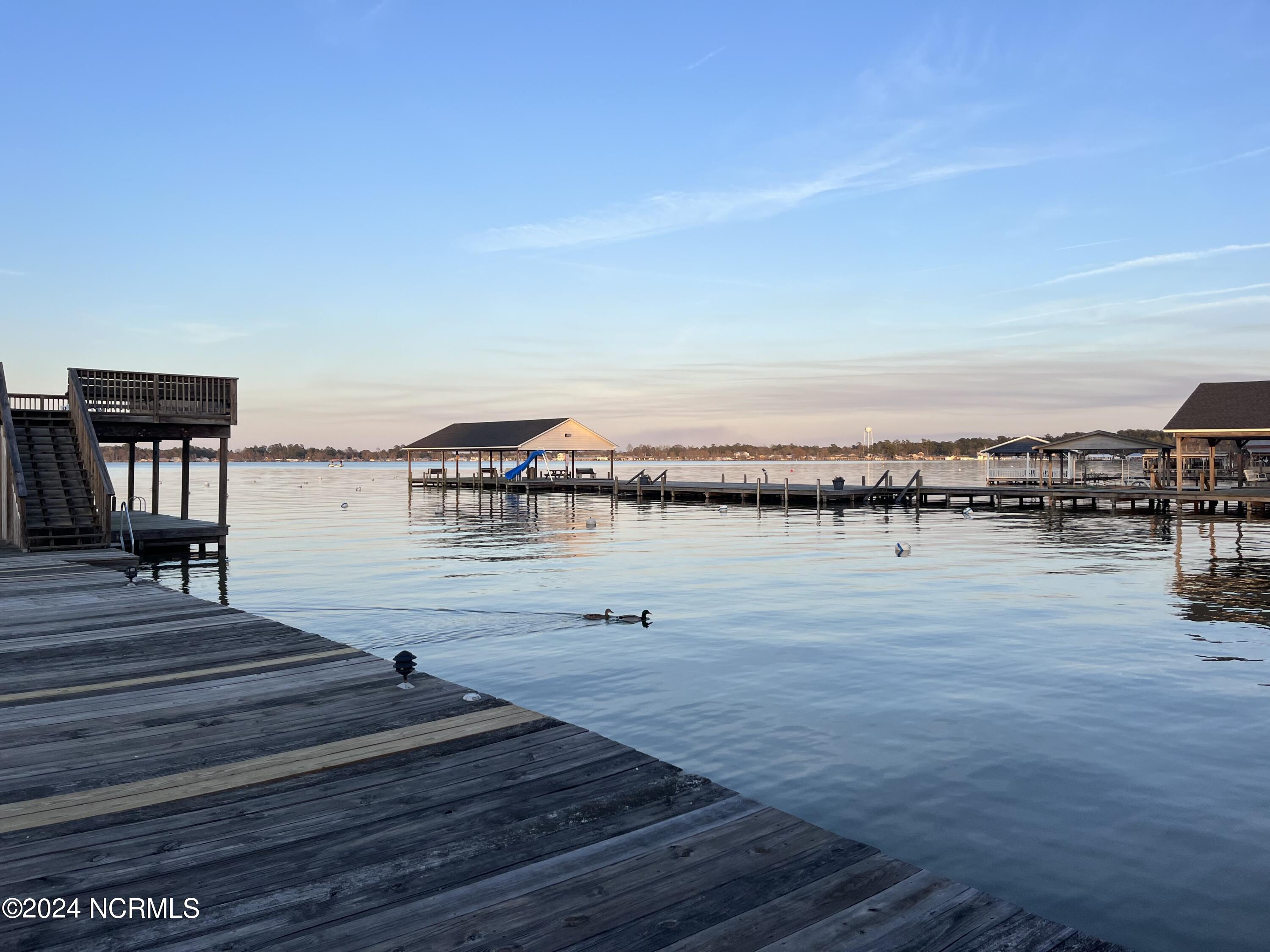 115 Lake Place Condo Drive