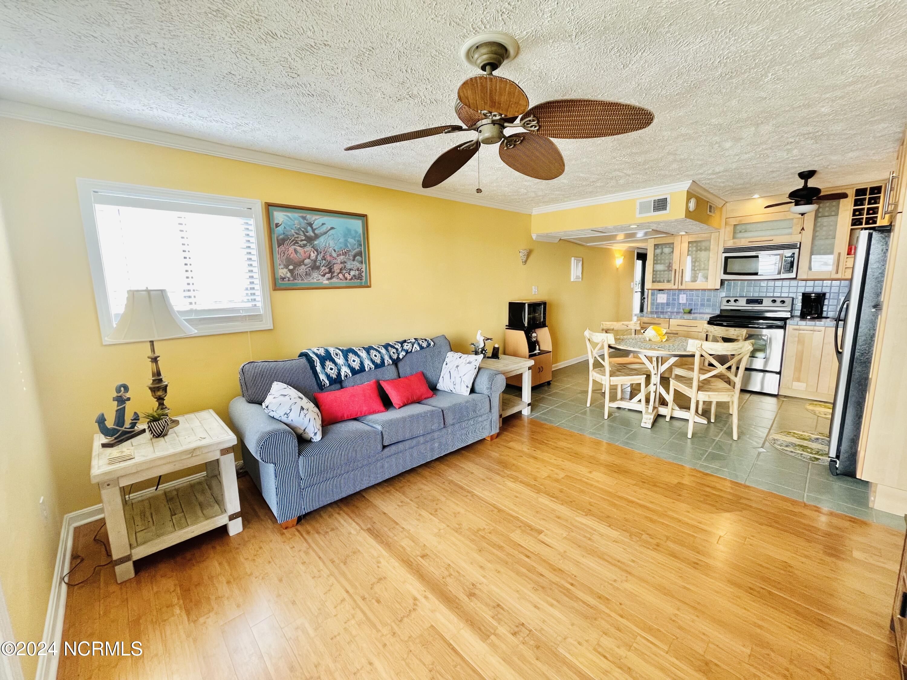 115 Lake Place Condo Drive