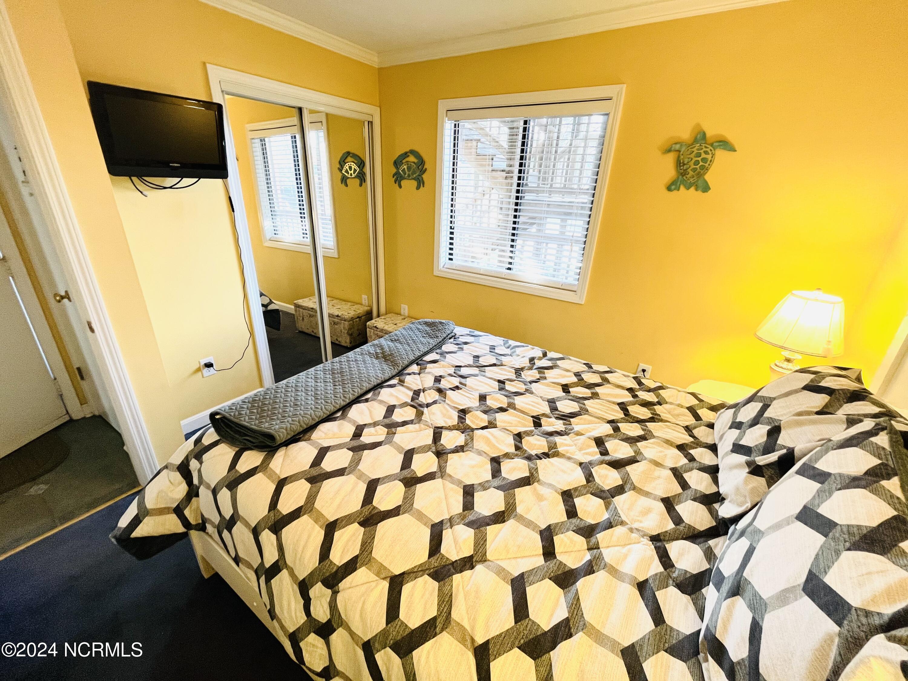 115 Lake Place Condo Drive